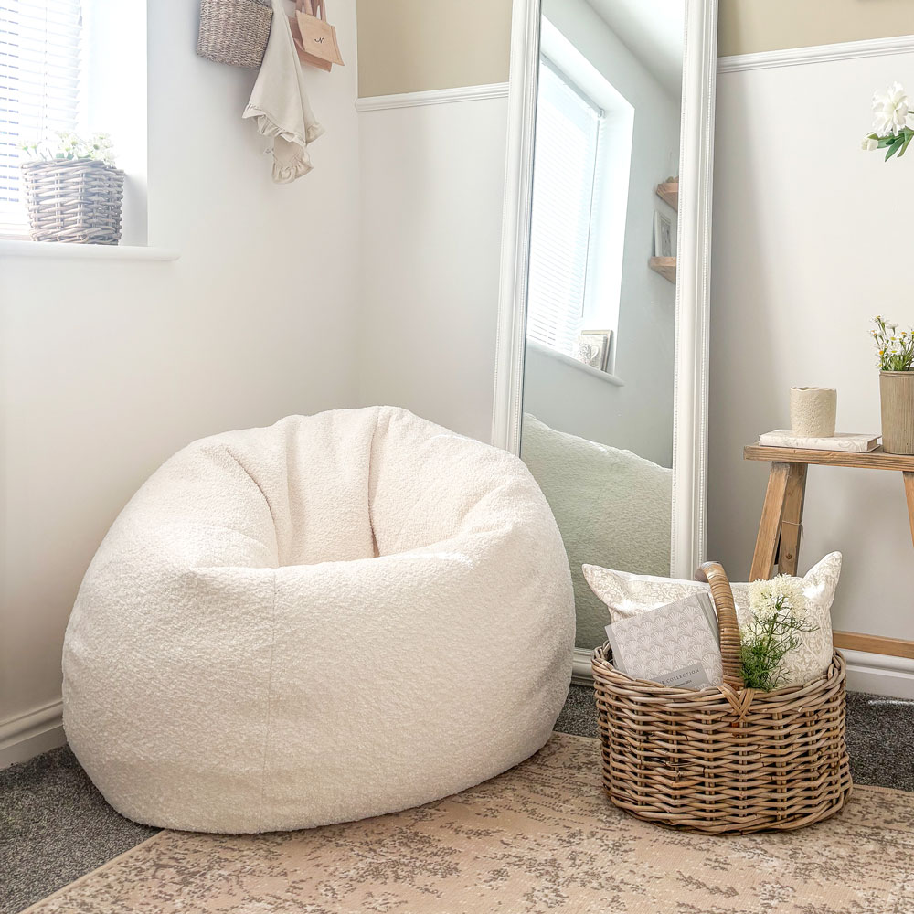 rucomfy   Slouchbag Adult Beanbag - Snug Boucle - Oat in Size Large, BrandAlley