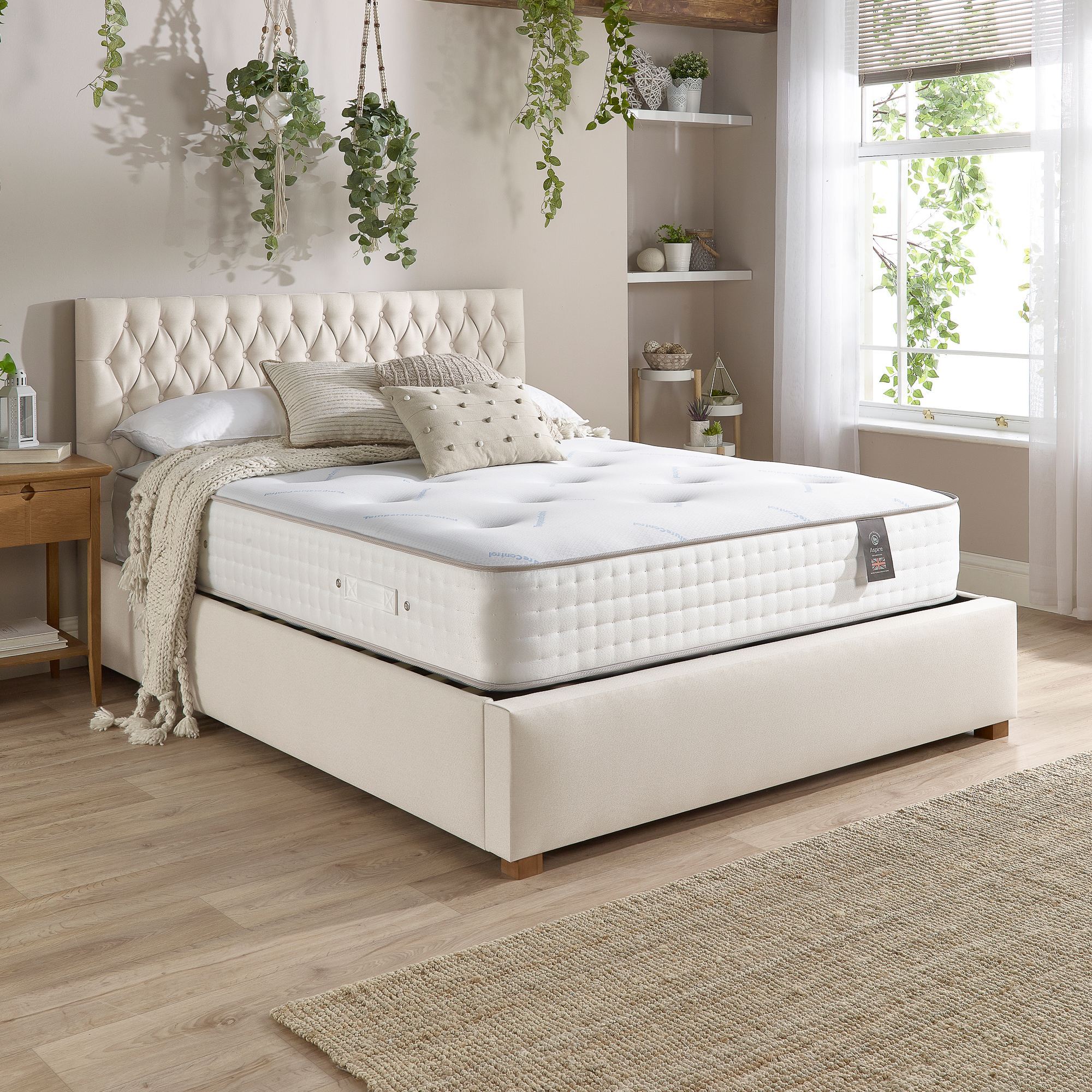 Aspire Furniture    Black 5000 Climate Cool Mattress in Size Kingsize, BrandAlley