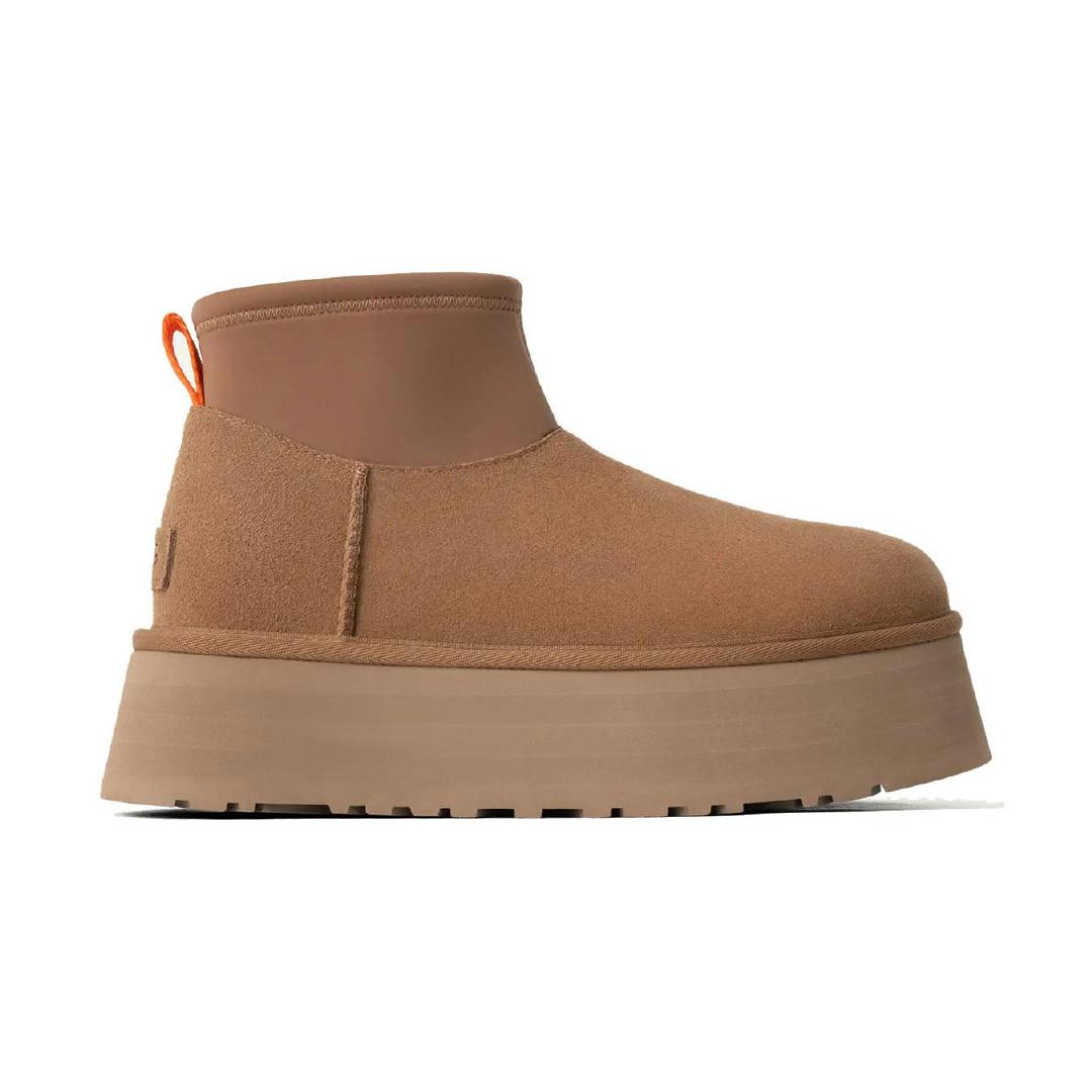 UGG Women's  ® Classic Mini Dipper Boots in Size 6, BrandAlley