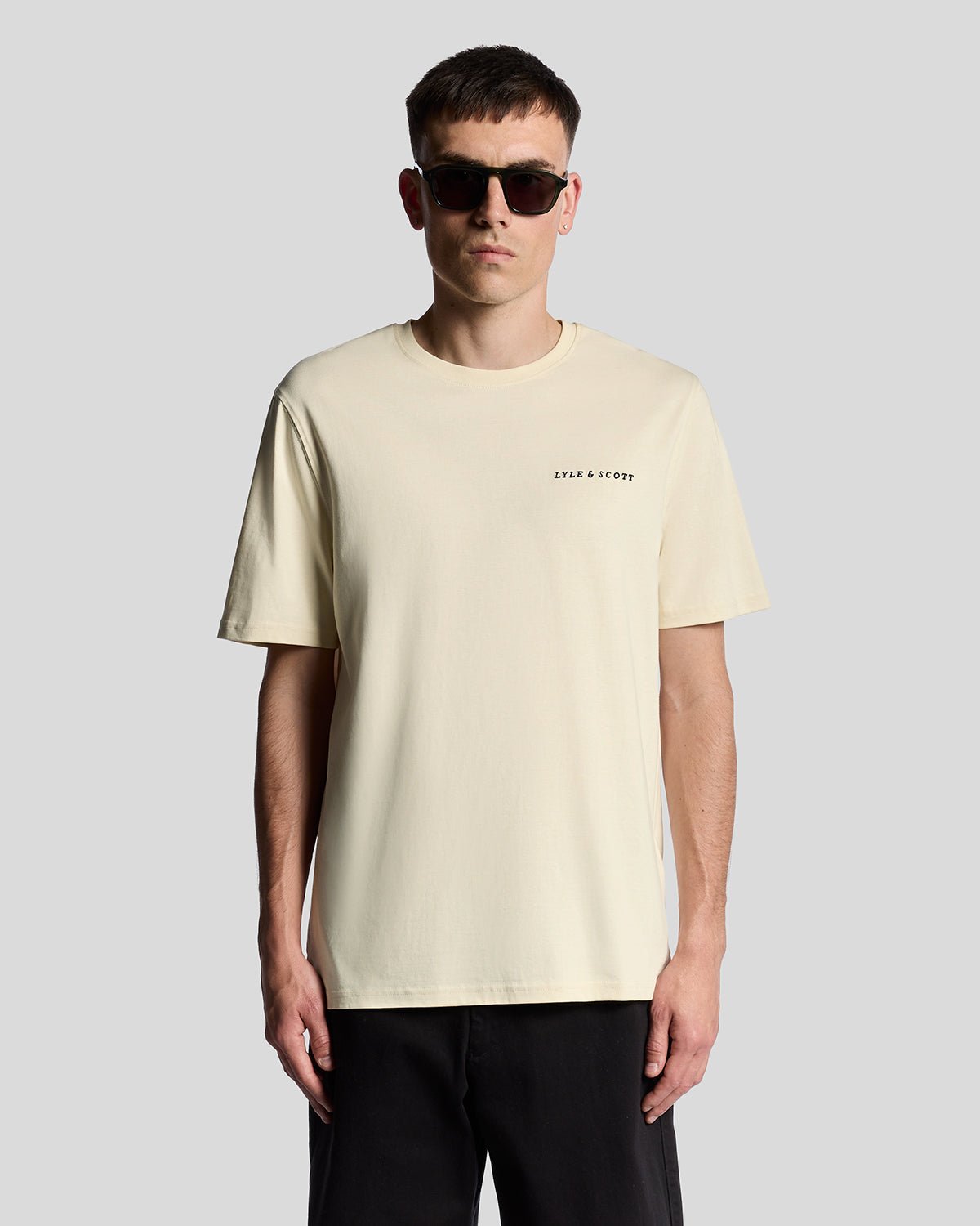 Lyle & Scott Men's  Script Logo Cotton Crew Neck T-Shirt in Size XL, BrandAlley