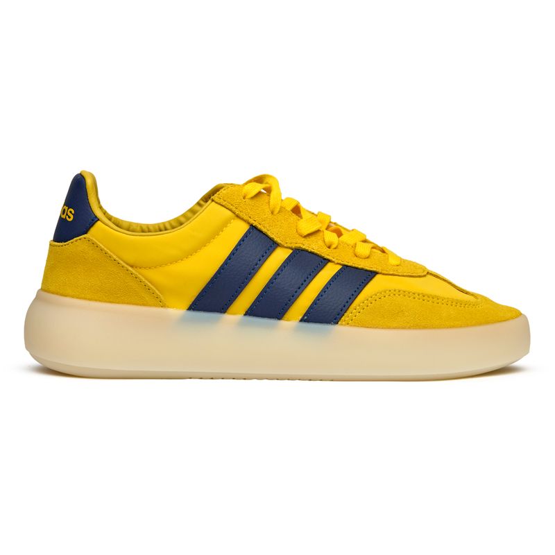 Adidas Men's  Barreda Trainers in Size 9, BrandAlley