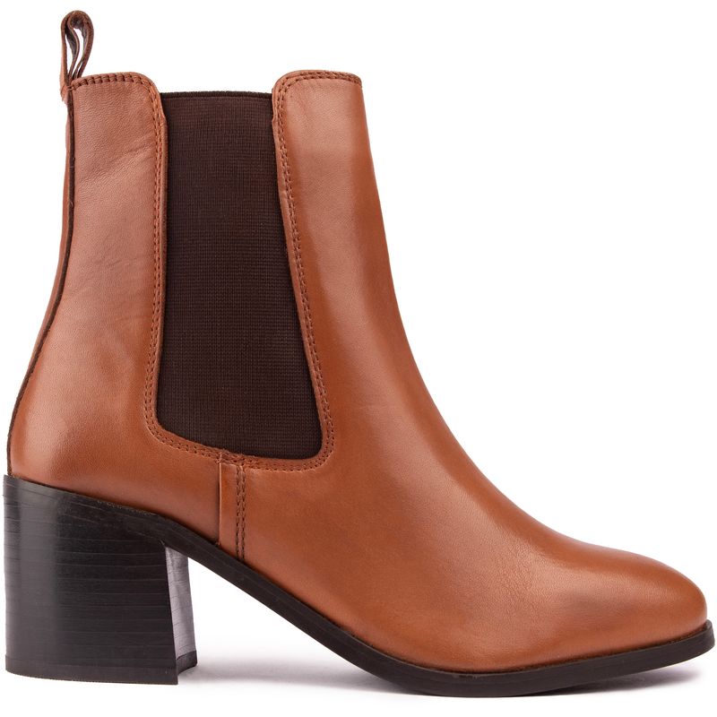 SOLE Sole Galax Chelsea Boots – Size 3 SOLE Sole Galax Chelsea Boots – Size 3