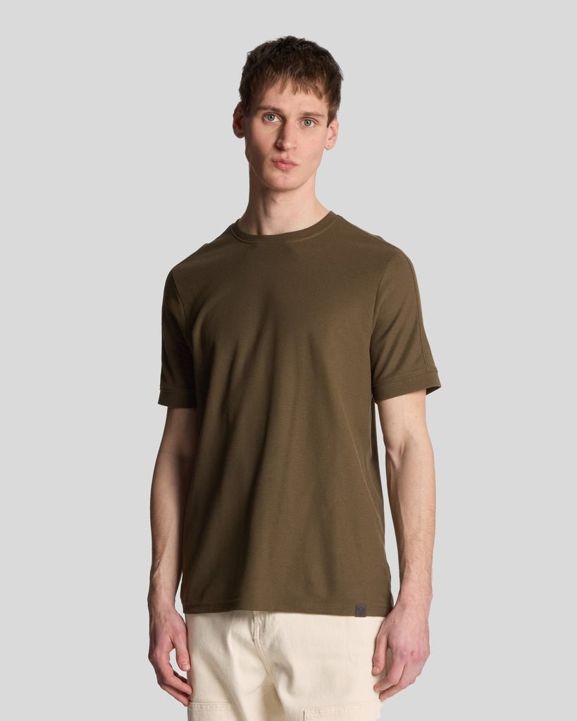 Lyle & Scott Men's  Panelled T-Shirt in Size S, BrandAlley