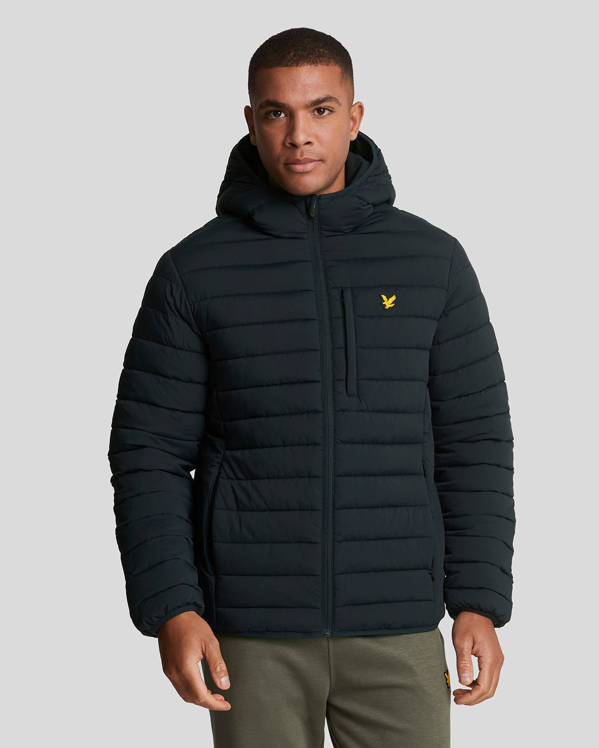 Lyle & Scott Men's   Navy Sports Lightweight Puffer Jacket in Size XS, BrandAlley