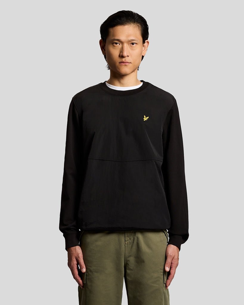 Lyle & Scott Men's  Half Raglan Sleeve Panneled Sweatshirt in Size M, BrandAlley