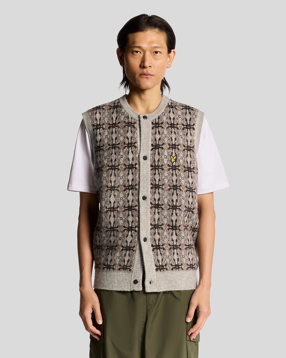 Lyle & Scott Men's  Brushed Intarsia Knitted Cardigan in Size XXL, BrandAlley