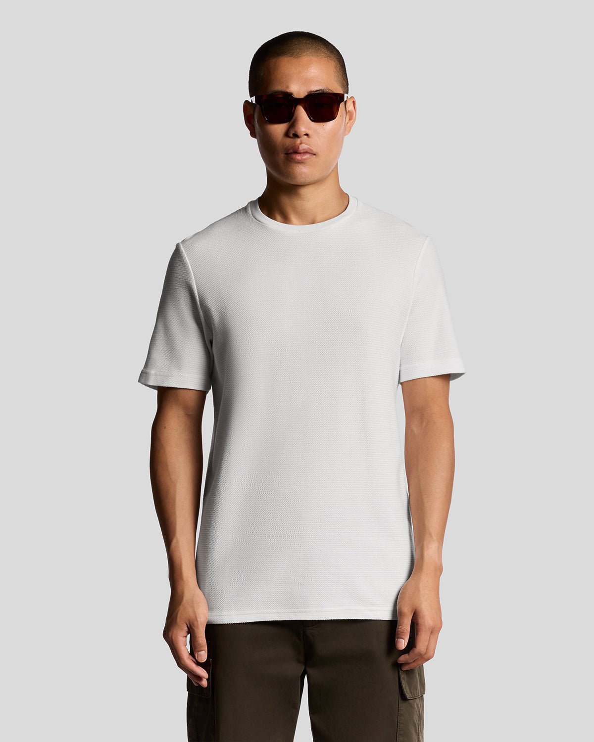 Lyle & Scott Men's  Jacquard Dobby Knit T-Shirt in Size M, BrandAlley
