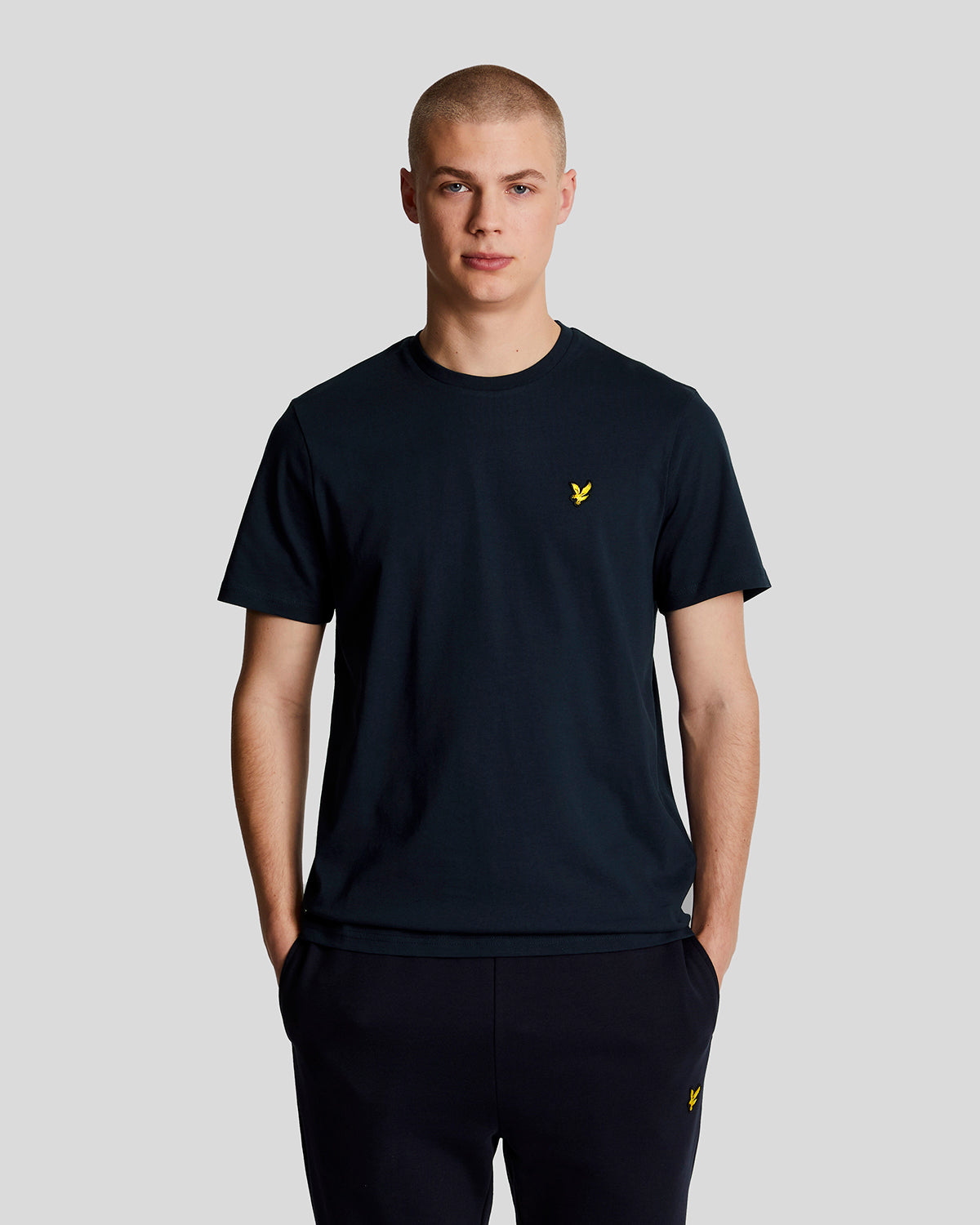Lyle & Scott Men's  Cotton Crew Neck T-Shirt in Size XS, BrandAlley