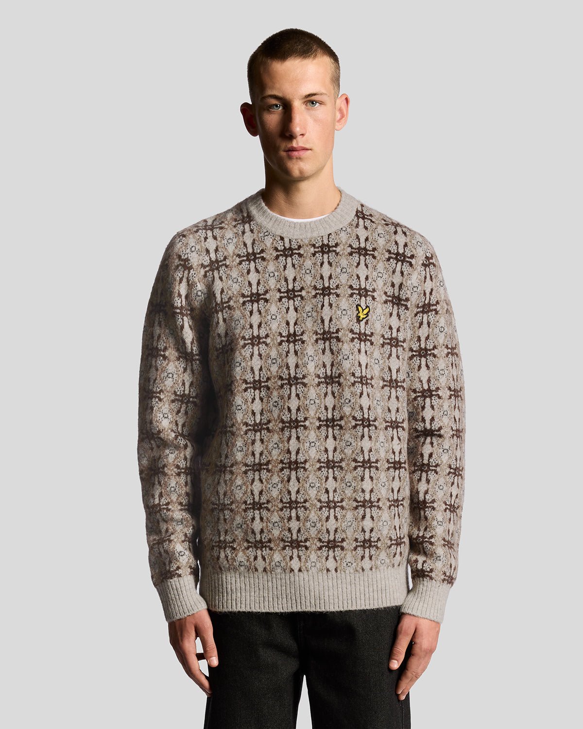 Lyle & Scott Men's  Brushed Intarsia Knitted Crew Jumper in Size L, BrandAlley