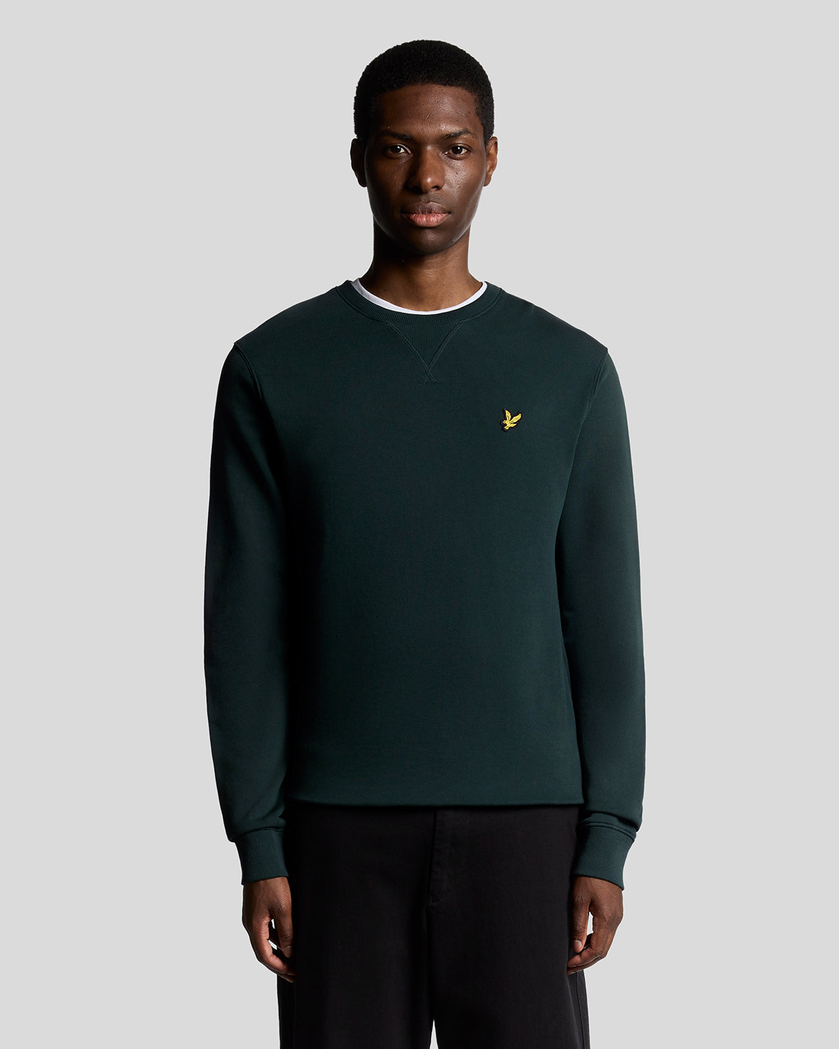 Lyle & Scott Men's  Cotton Crew Neck Sweatshirt in Size M, BrandAlley