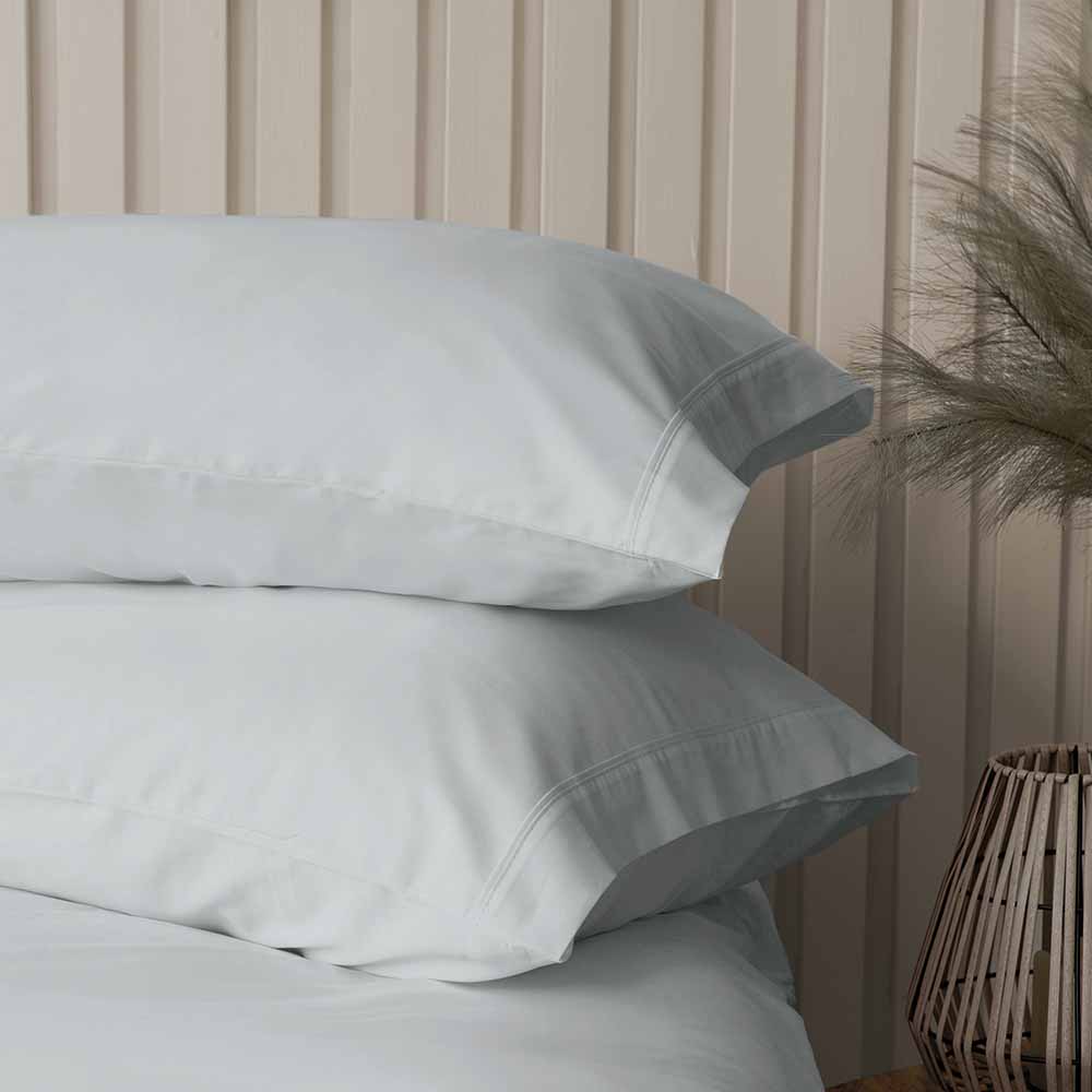 Belledorm   Bamboo Housewife pillowcase pair Platinum, BrandAlley