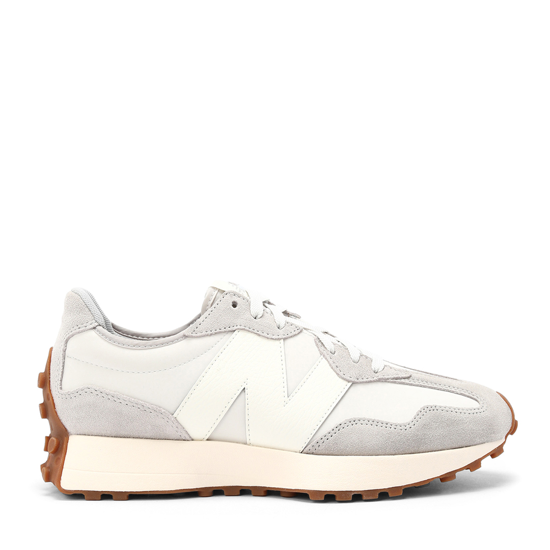 New Balance Men's   Rain Cloud 327 Lifestyle Trainer in Size 4, BrandAlley