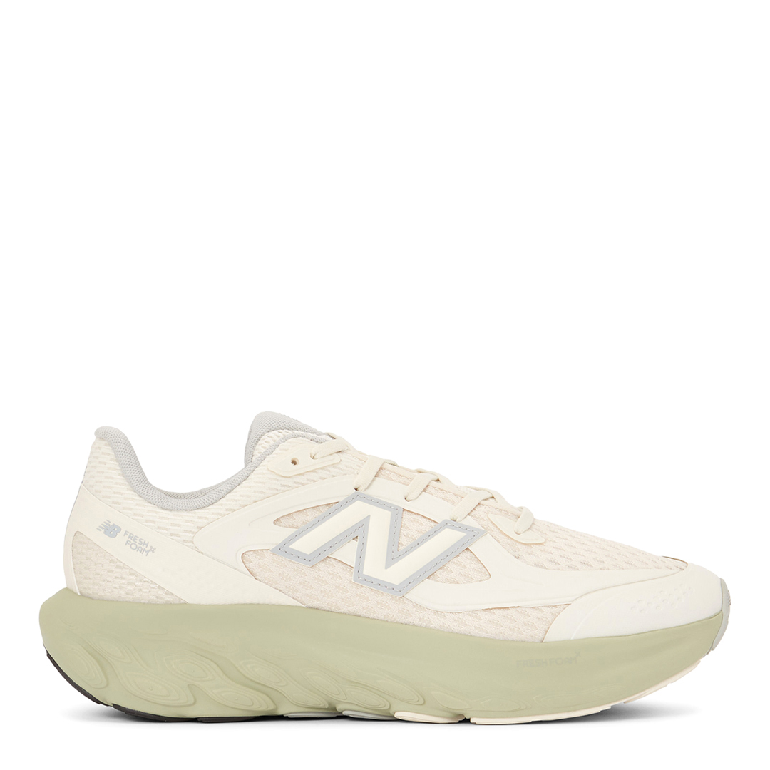 New Balance Men's   Beige Linen Fresh Foam Trainer Lifestyle Trainer in Size 4, BrandAlley