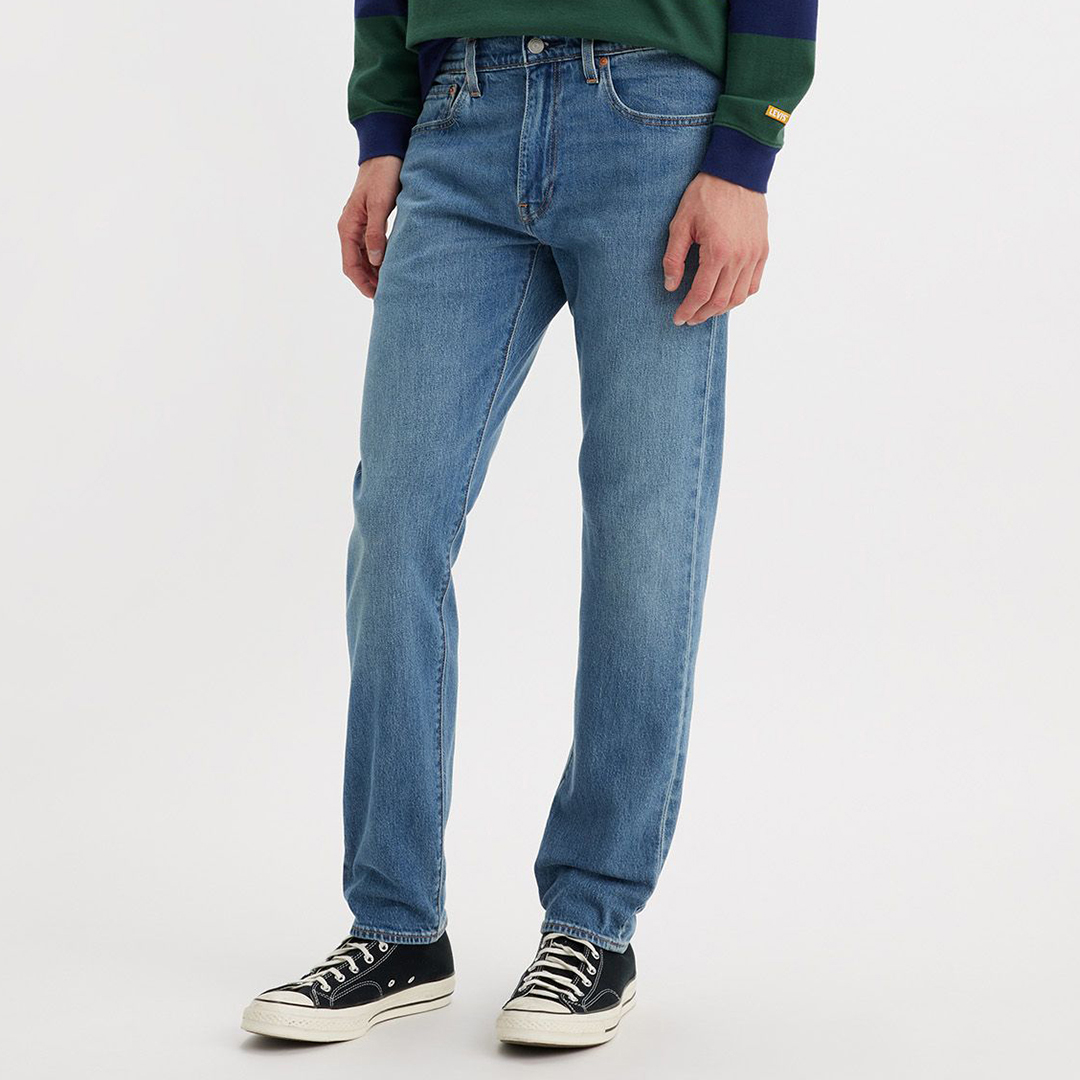 Levi's Men's   Blue Mid 502™ Tapered Leg Jeans in Size 33 34, BrandAlley