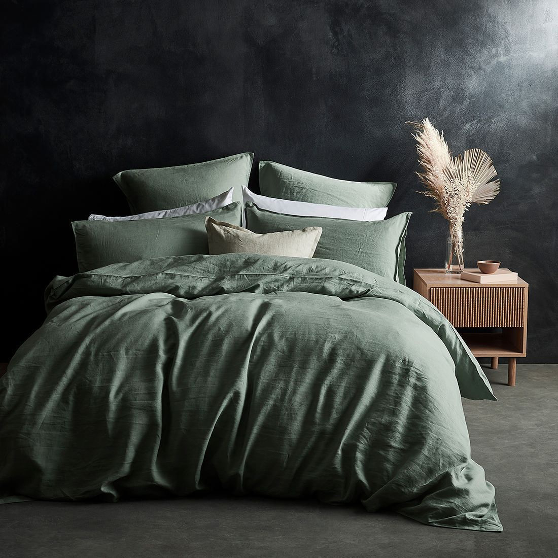 Lazy Linen   Pure Washed Linen Green Duvet Cover in Size Superking, BrandAlley