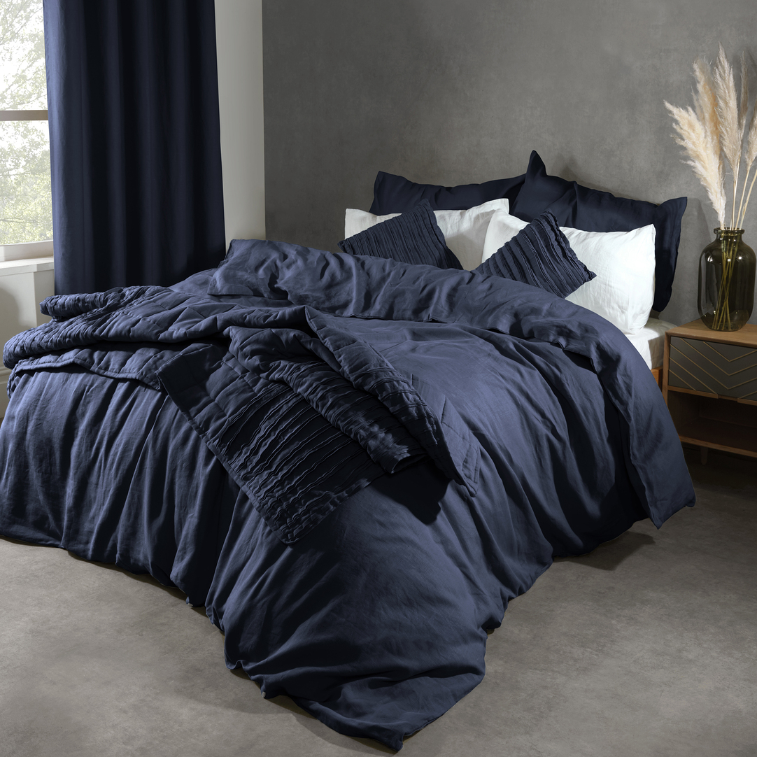 Lazy Linen    Navy Pure Washed Linen Quilted Throw , BrandAlley