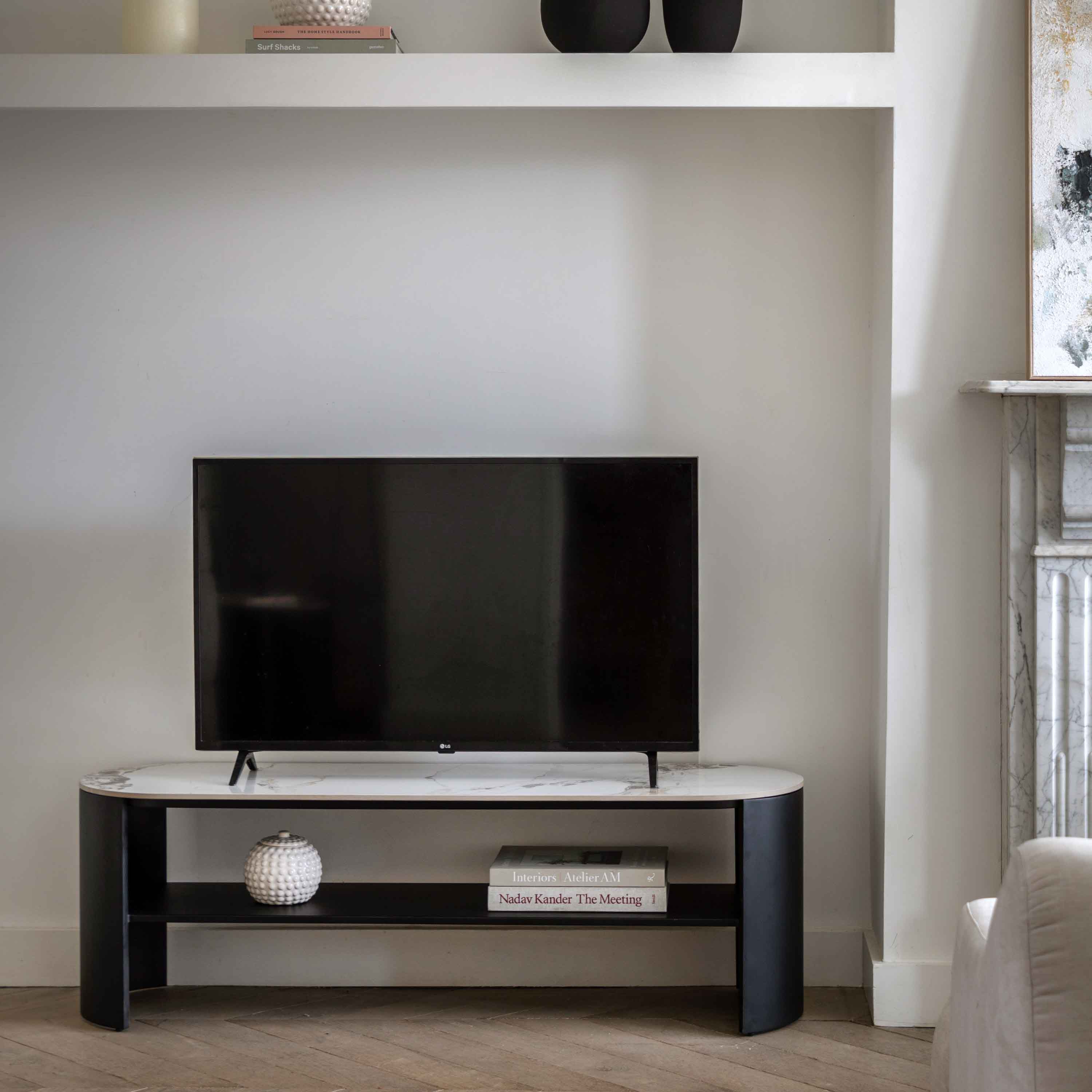 Gallery Living   Odin Media Unit in Size +44, BrandAlley