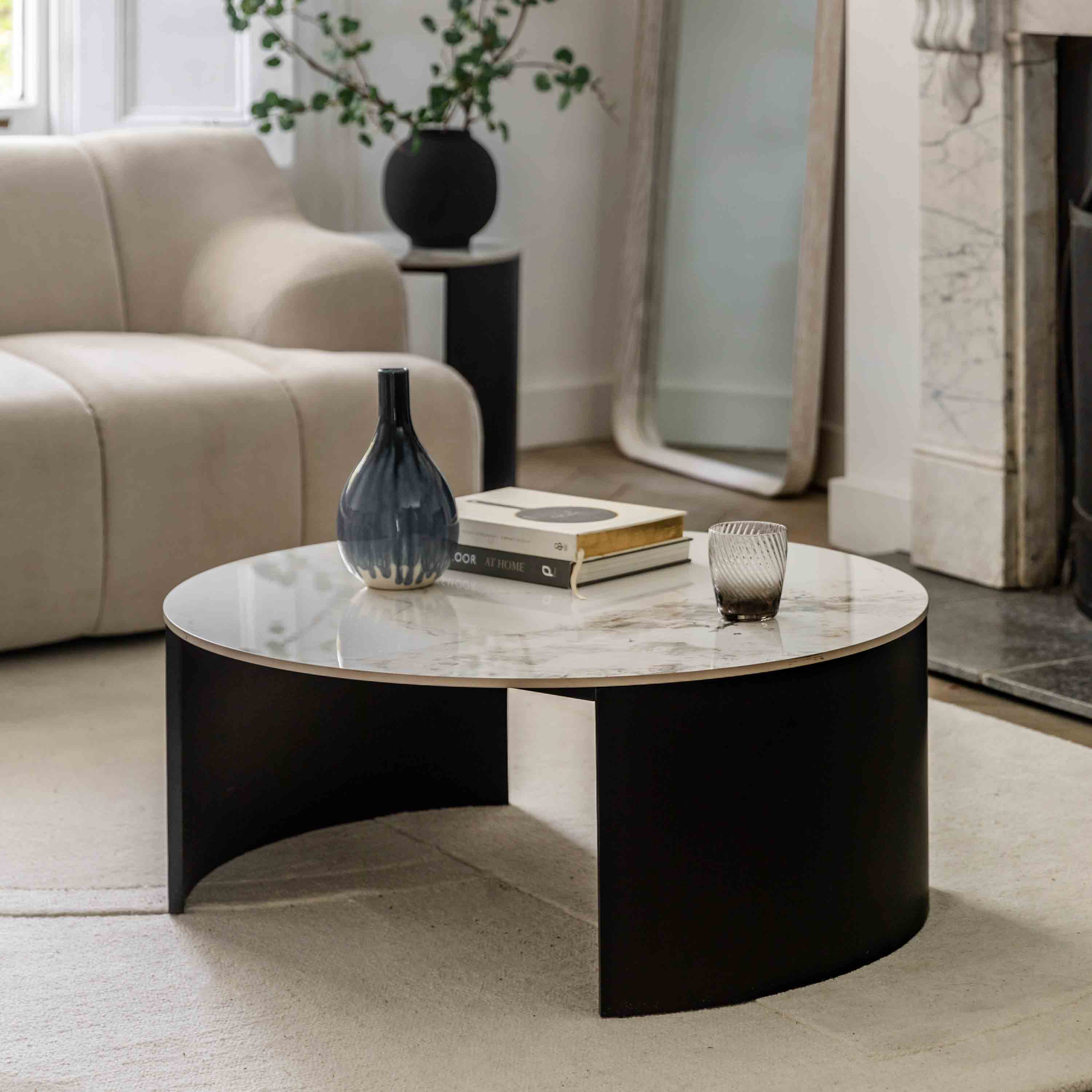 Gallery Living   Odin Coffee Table in Size +44, BrandAlley