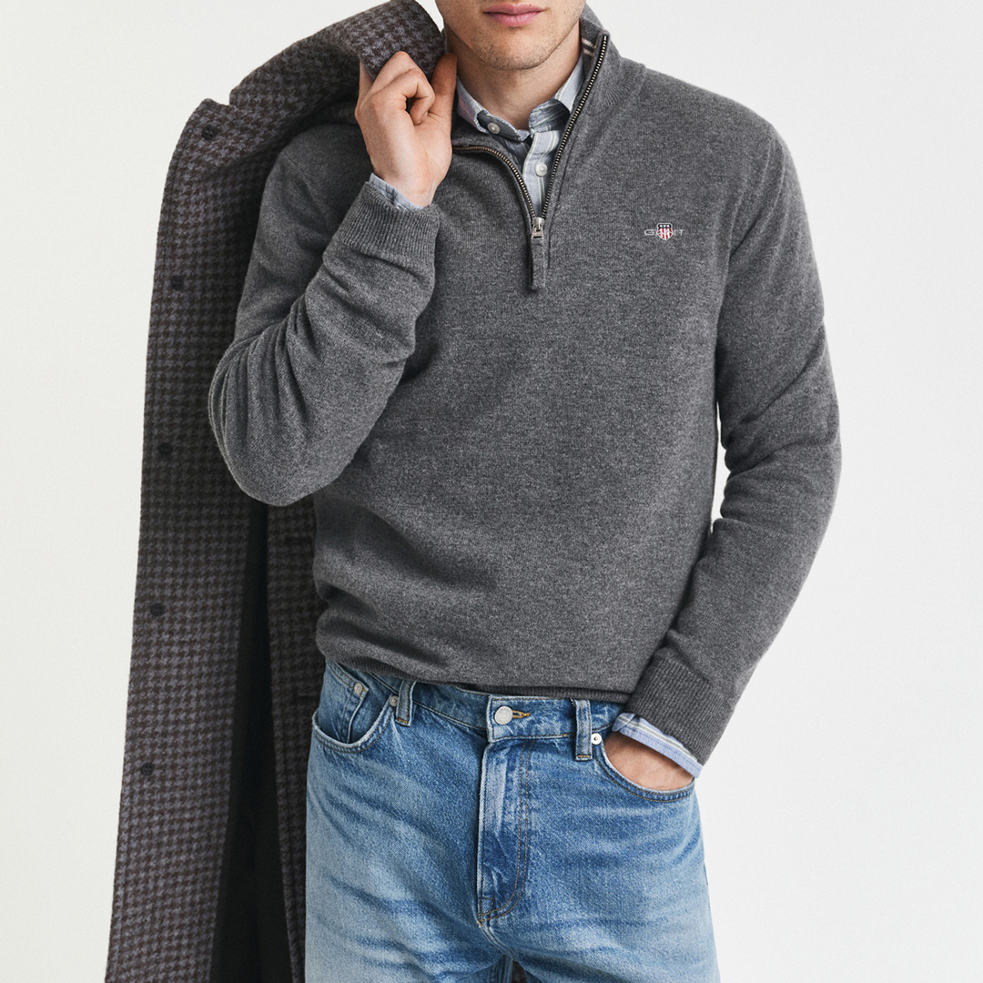 Gant Men's  Dark Grey Superfine Lambswool Quarter Zip Jumper in Size XXXL, BrandAlley