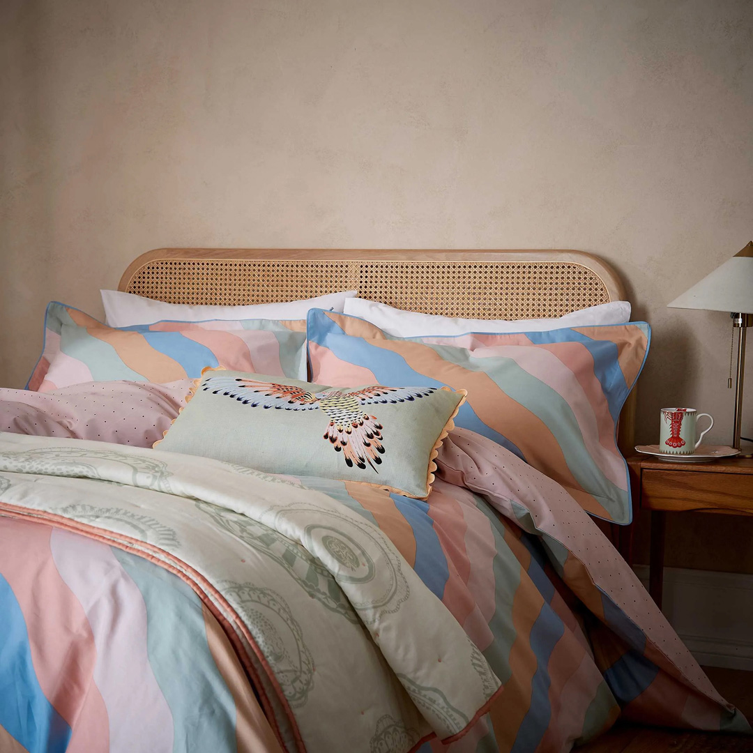 Yvonne Ellen   Signature Stripe Duvet Cover Set King  in Size Kingsize, BrandAlley