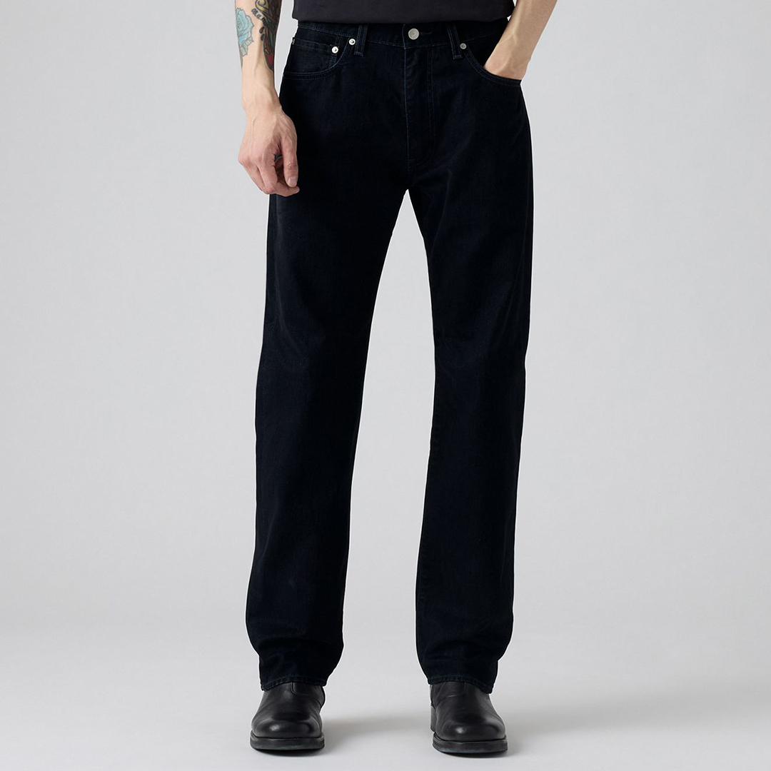 Levi's Men's  Black 555™ Relaxed Straight Jeans in Size 36 30, BrandAlley