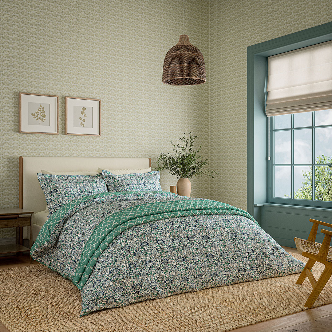 Morris & Co    Blue Little Chintz King Duvet Cover Set in Size Kingsize, BrandAlley