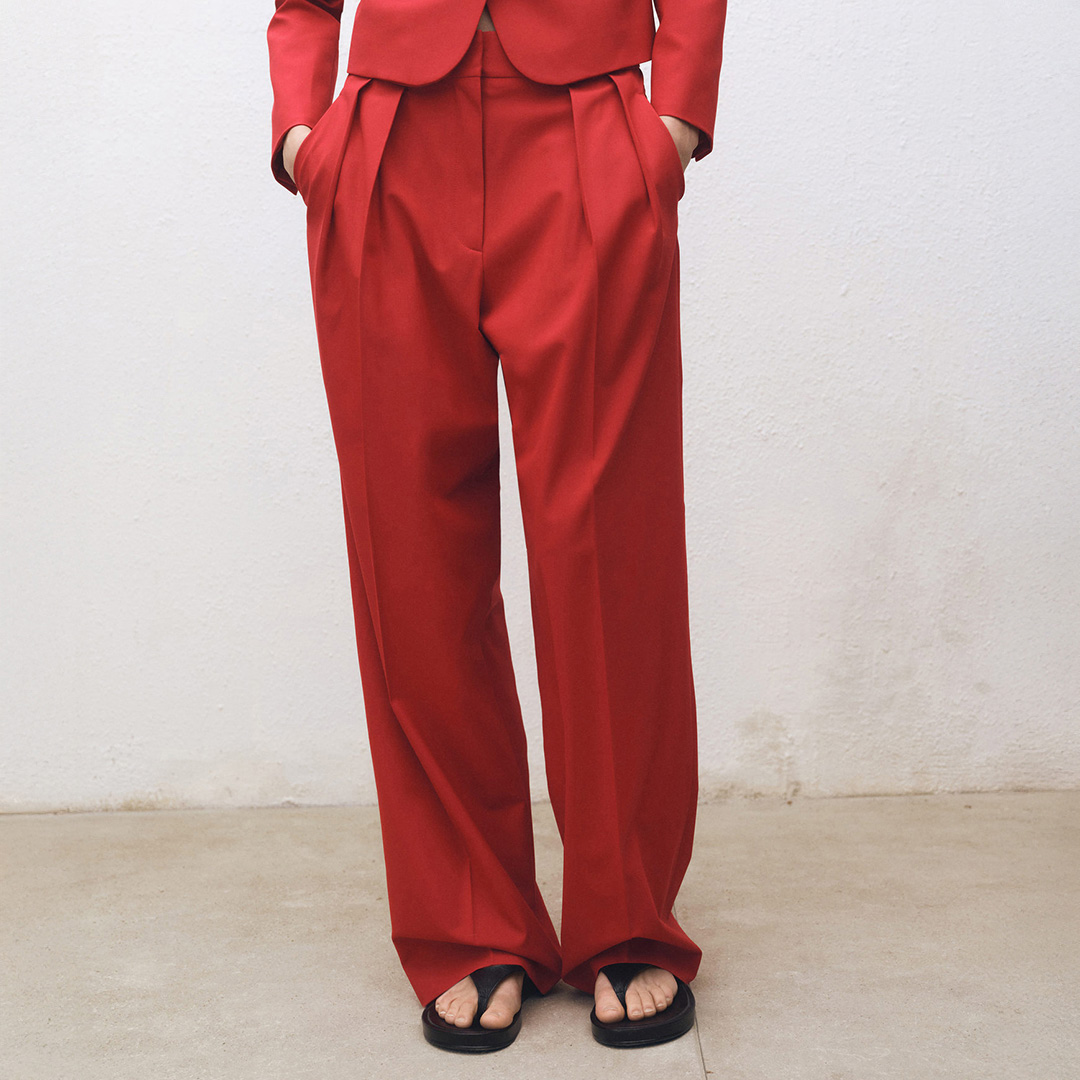 Mango Women's   Red Wide Leg Wool Blend Suit Trousers in Size 6, BrandAlley