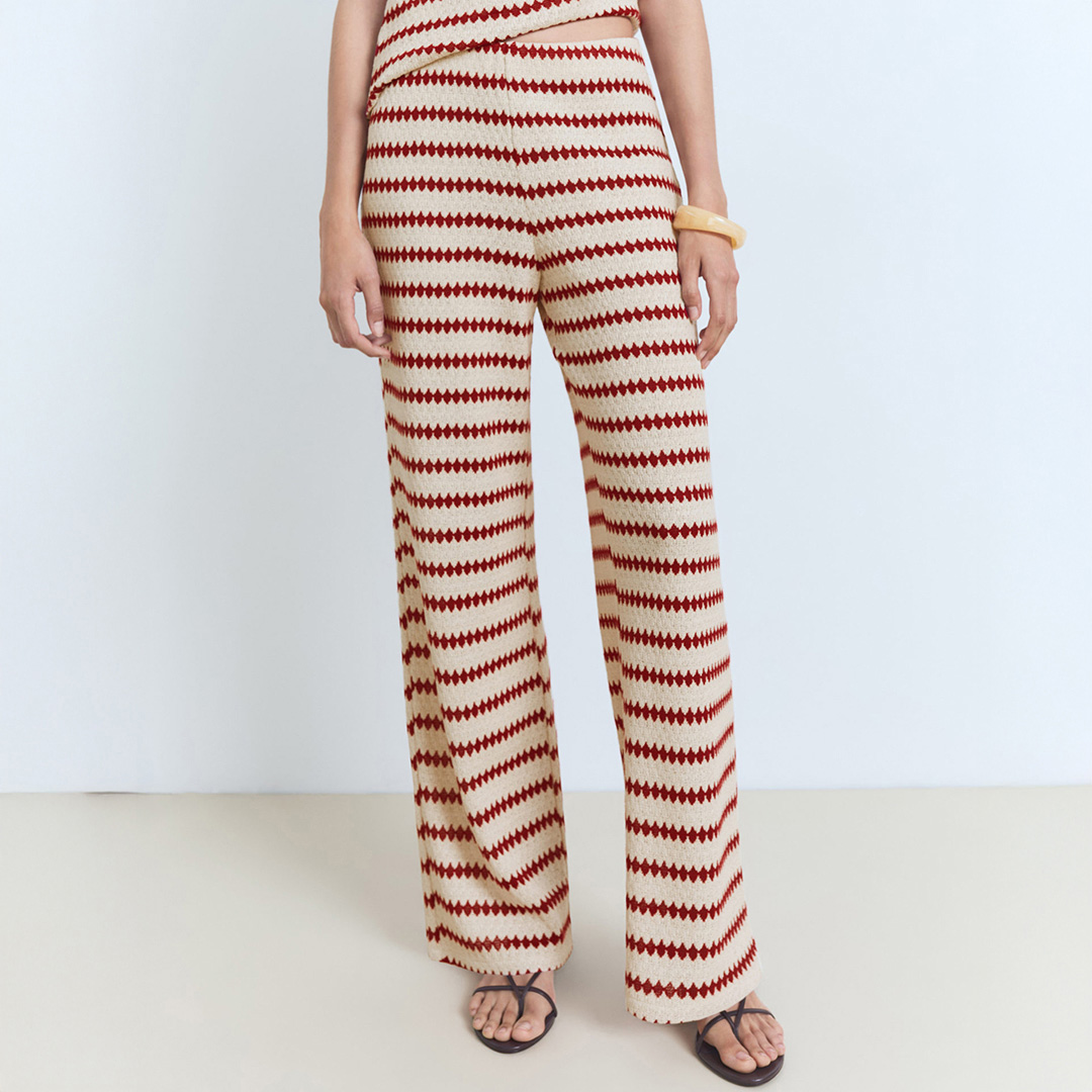 Mango Women's   Red Knitted Trousers With Geometric Print in Size L, BrandAlley