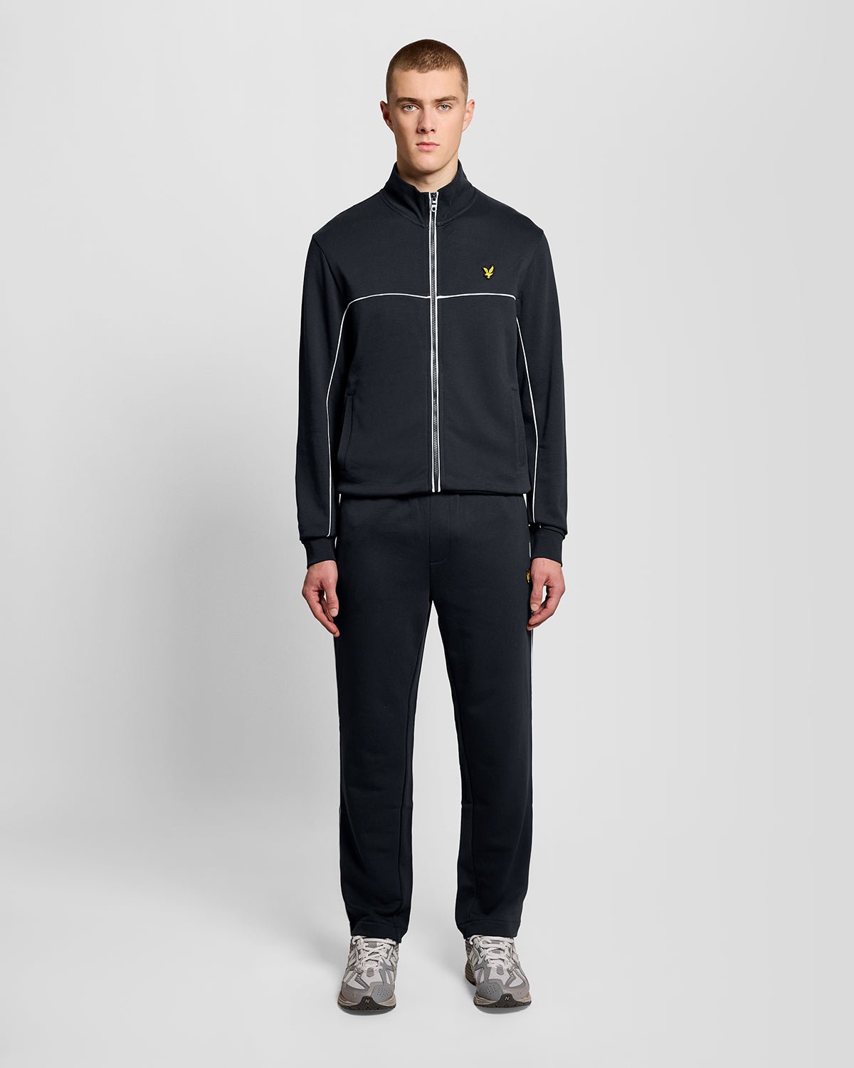 Lyle & Scott Men's  Straight Leg Piped Track Pants in Size XL, BrandAlley