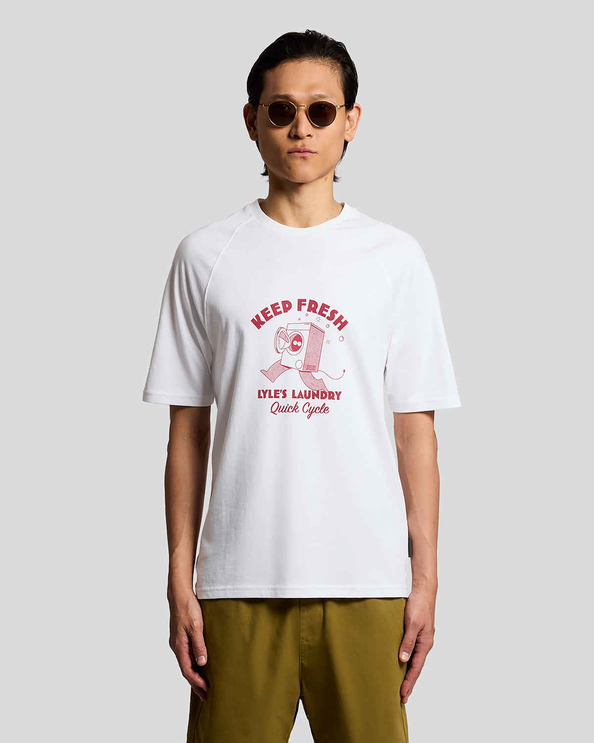 Lyle & Scott Men's  Chest Graphic T-Shirt in Size M, BrandAlley