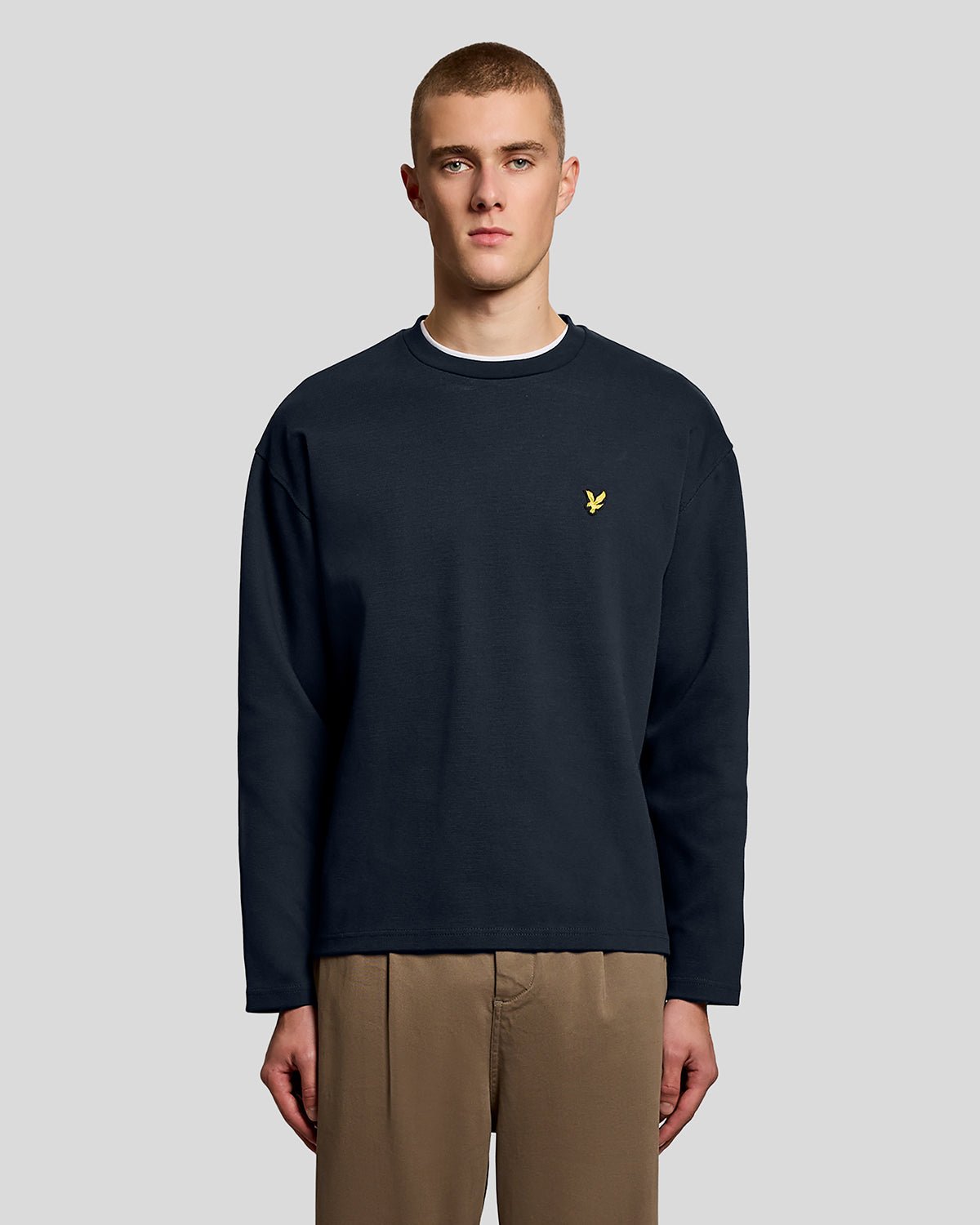 Lyle & Scott Men's  Raised Jacquard Crew Neck Sweatshirt in Size M, BrandAlley