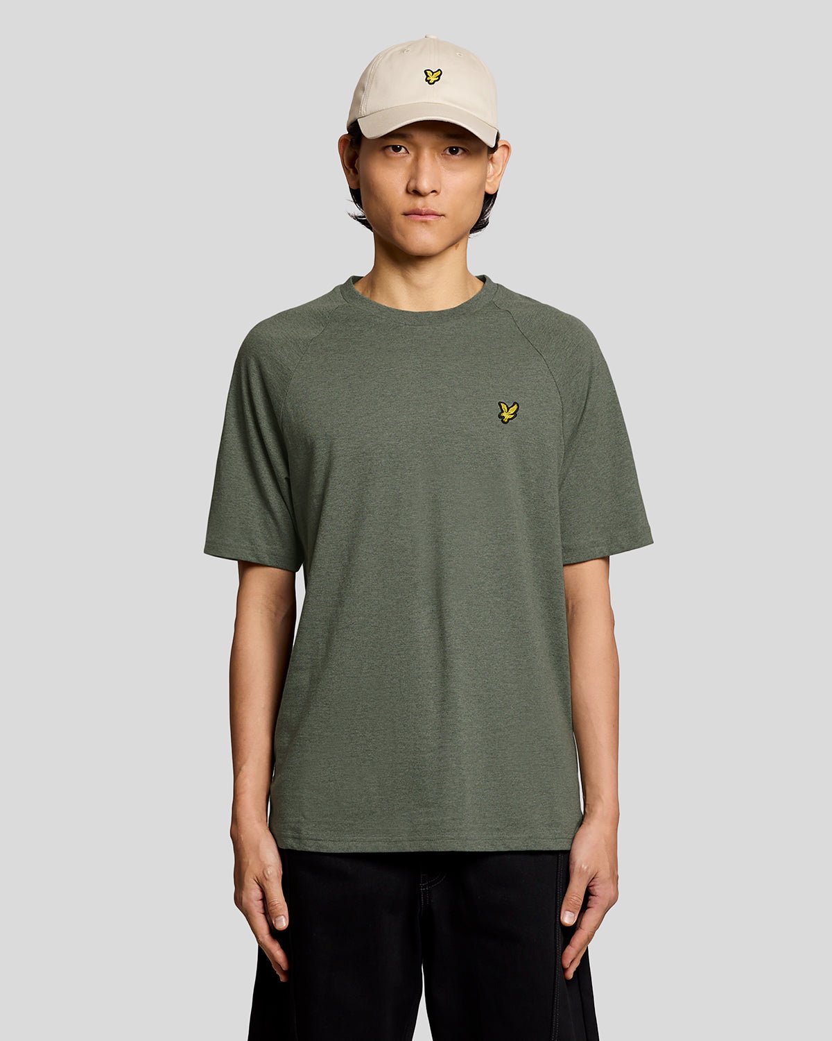 Lyle & Scott Men's   Green Marl Raglan T-Shirt in Size M, BrandAlley