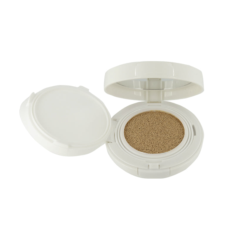 MakeUp For Ever    Beige Make Up For Ever Uv Bright Cushion Y215 Spf 35 in Size 35, BrandAlley