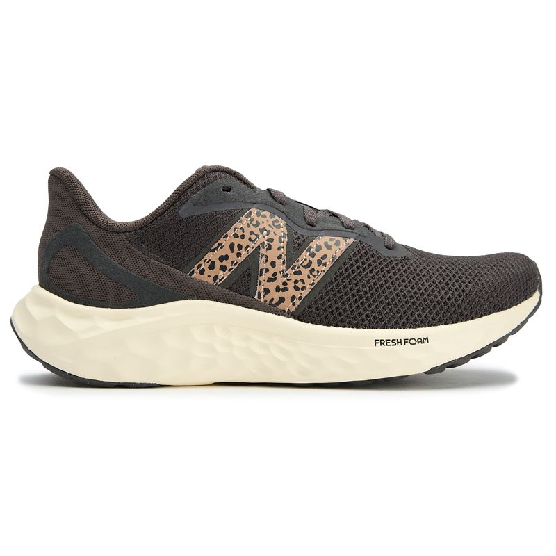 New Balance Women's   Black Arishi Trainers in Size 5, BrandAlley