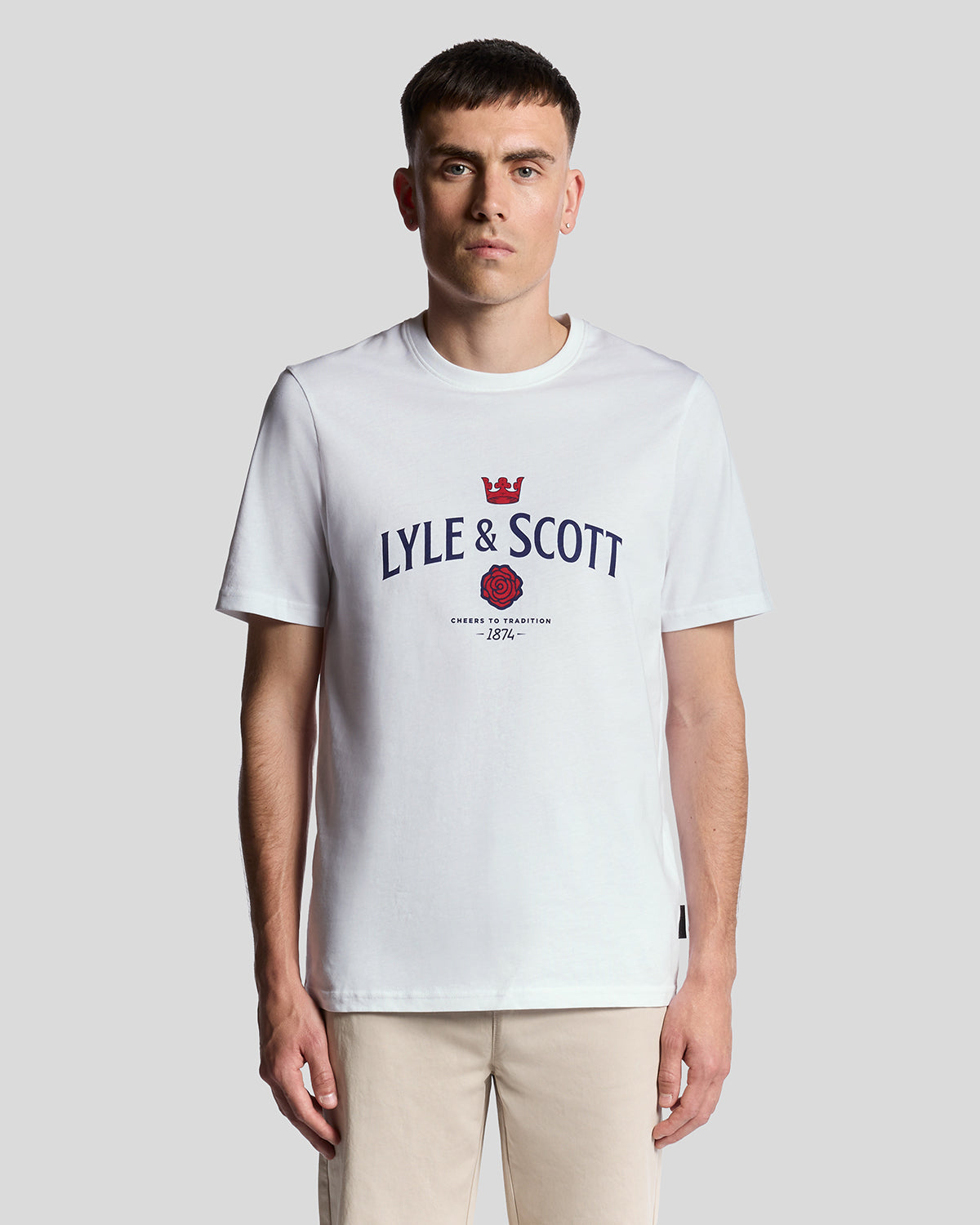 Lyle & Scott Men's  Cheers To Tradition Graphic T-shirt in Size XXL, BrandAlley