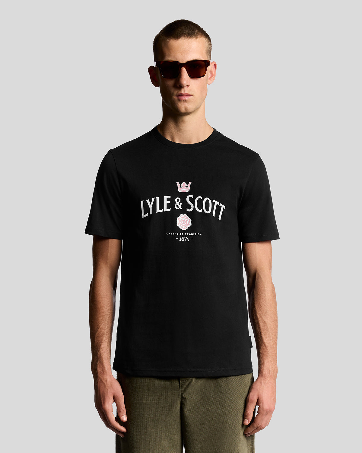 Lyle & Scott Men's  Cheers To Tradition Graphic T-shirt in Size XXL, BrandAlley