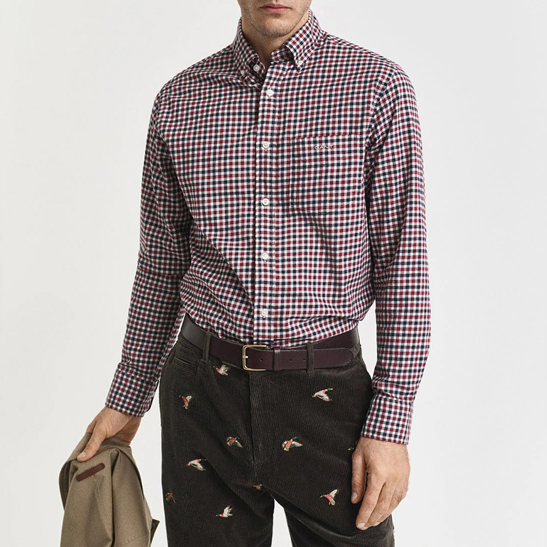 Gant Men's   Red Regular Twill Gingham Shirt in Size M, BrandAlley