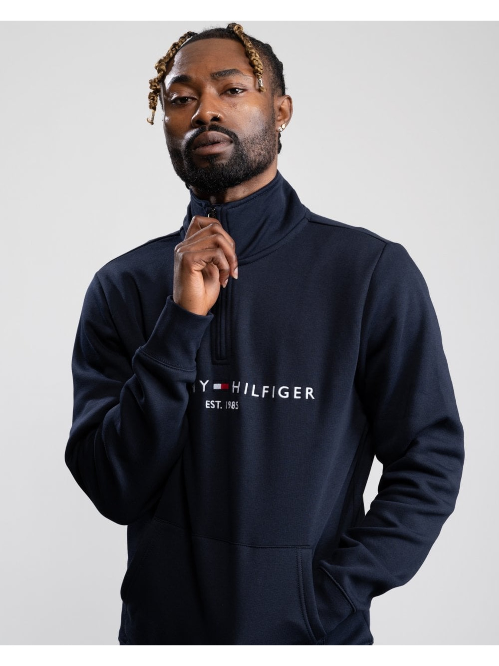 Tommy Hilfiger Men's   Midnight Dark Blue Sweatshirt in Size XXL, BrandAlley
