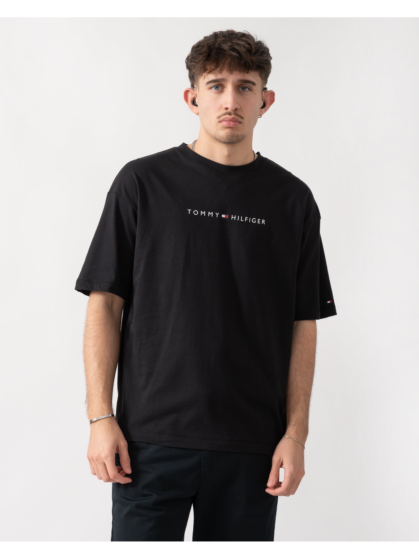 Tommy Hilfiger Men's  Black T-Shirt in Size M, BrandAlley