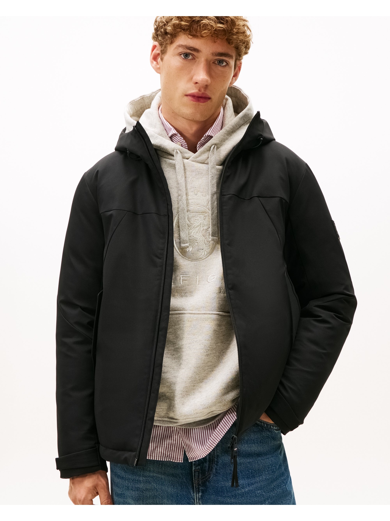 Tommy Hilfiger Men's   Black Puffer Jacket in Size L, BrandAlley