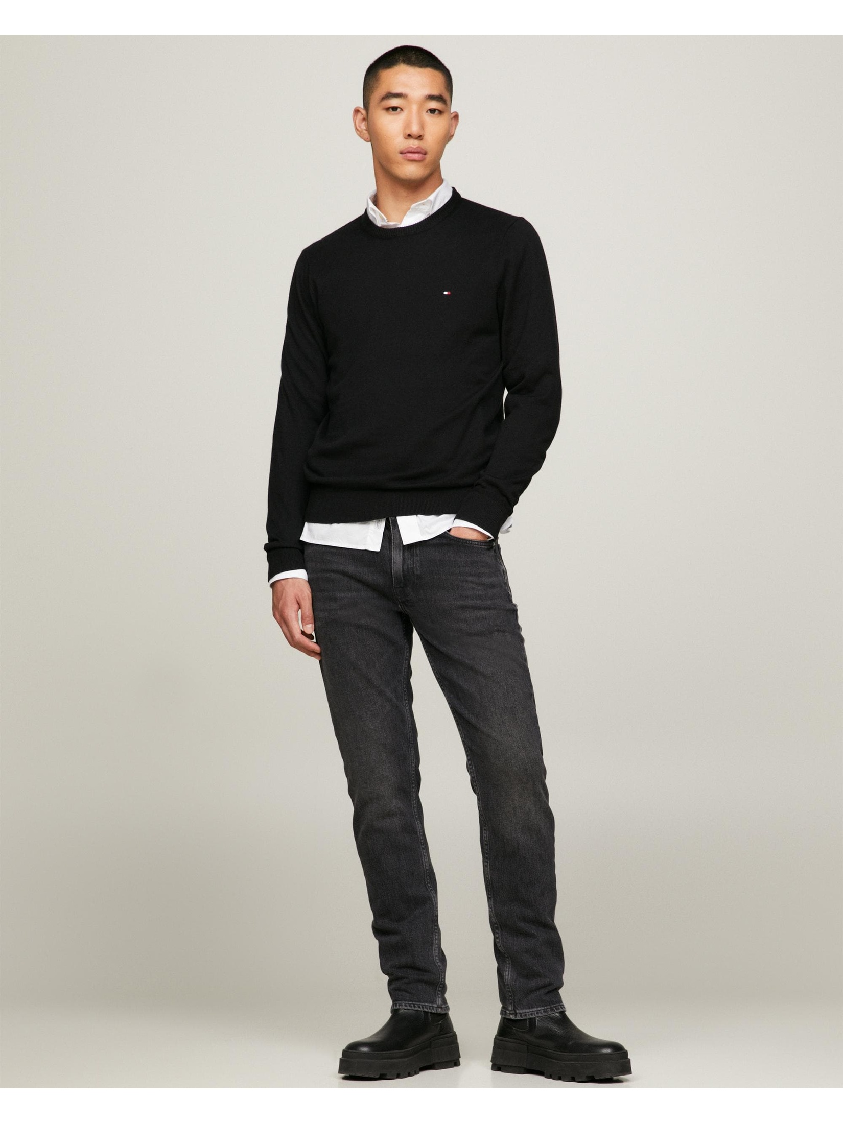 Tommy Hilfiger Men's  Black Jumper in Size XL, BrandAlley