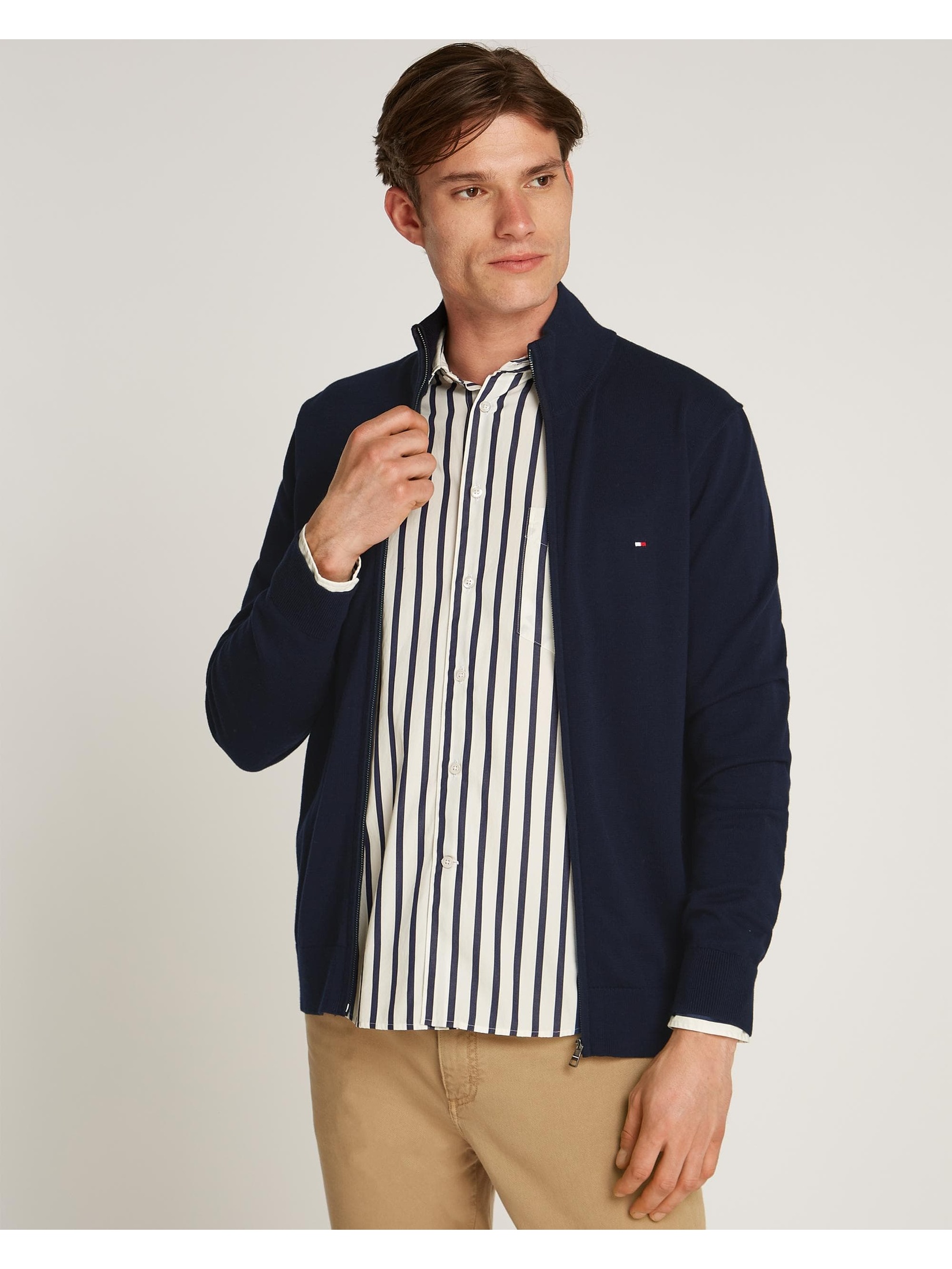 Tommy Hilfiger Men's  Dark Blue Sweatshirt in Size M, BrandAlley