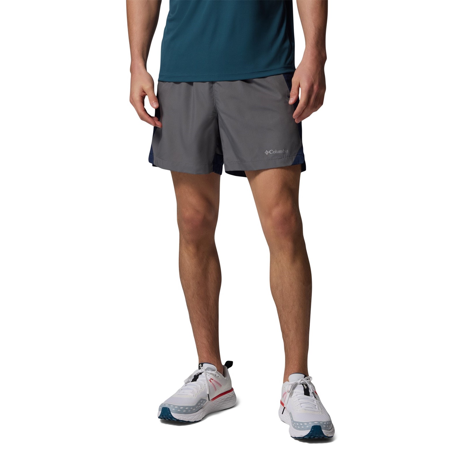 Columbia Men's  Grey Three Pitch Short in Size S, BrandAlley