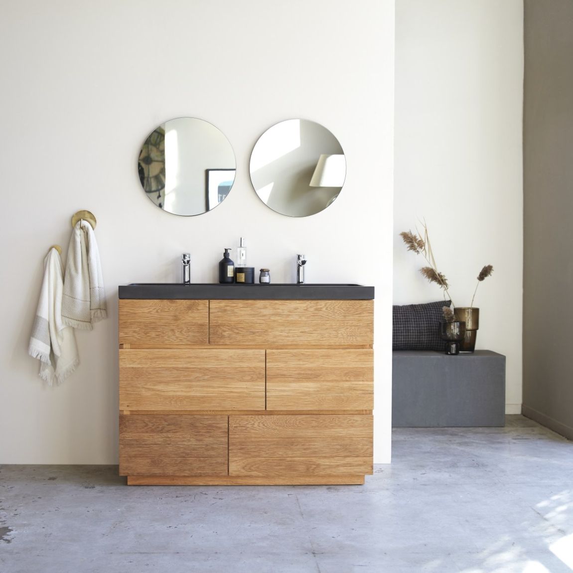 Karl - Solid oak and lava stone bathroom cabinet 120 cm main product photo
