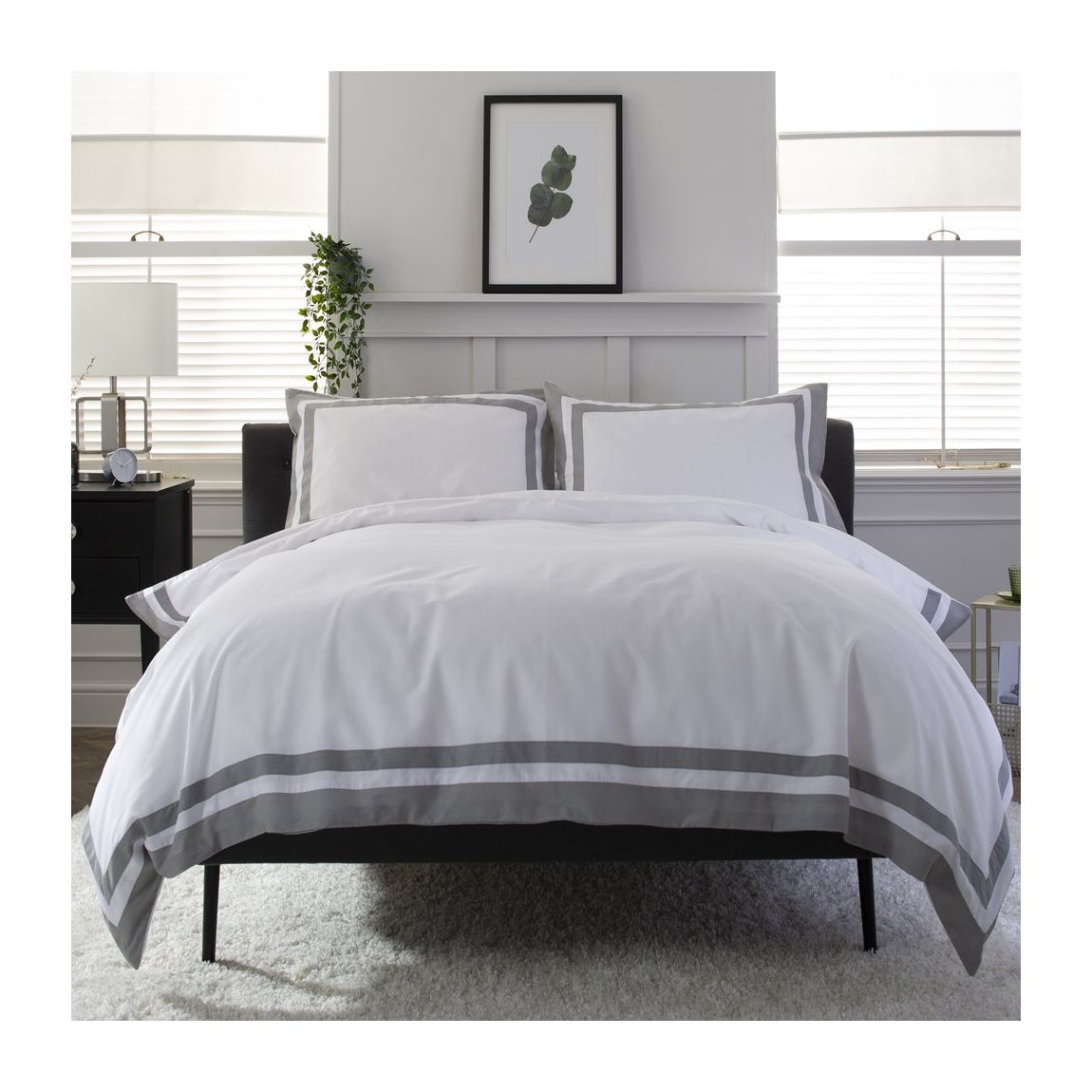 Hotel California Cotton Reversible Duvet Cover Set main product photo