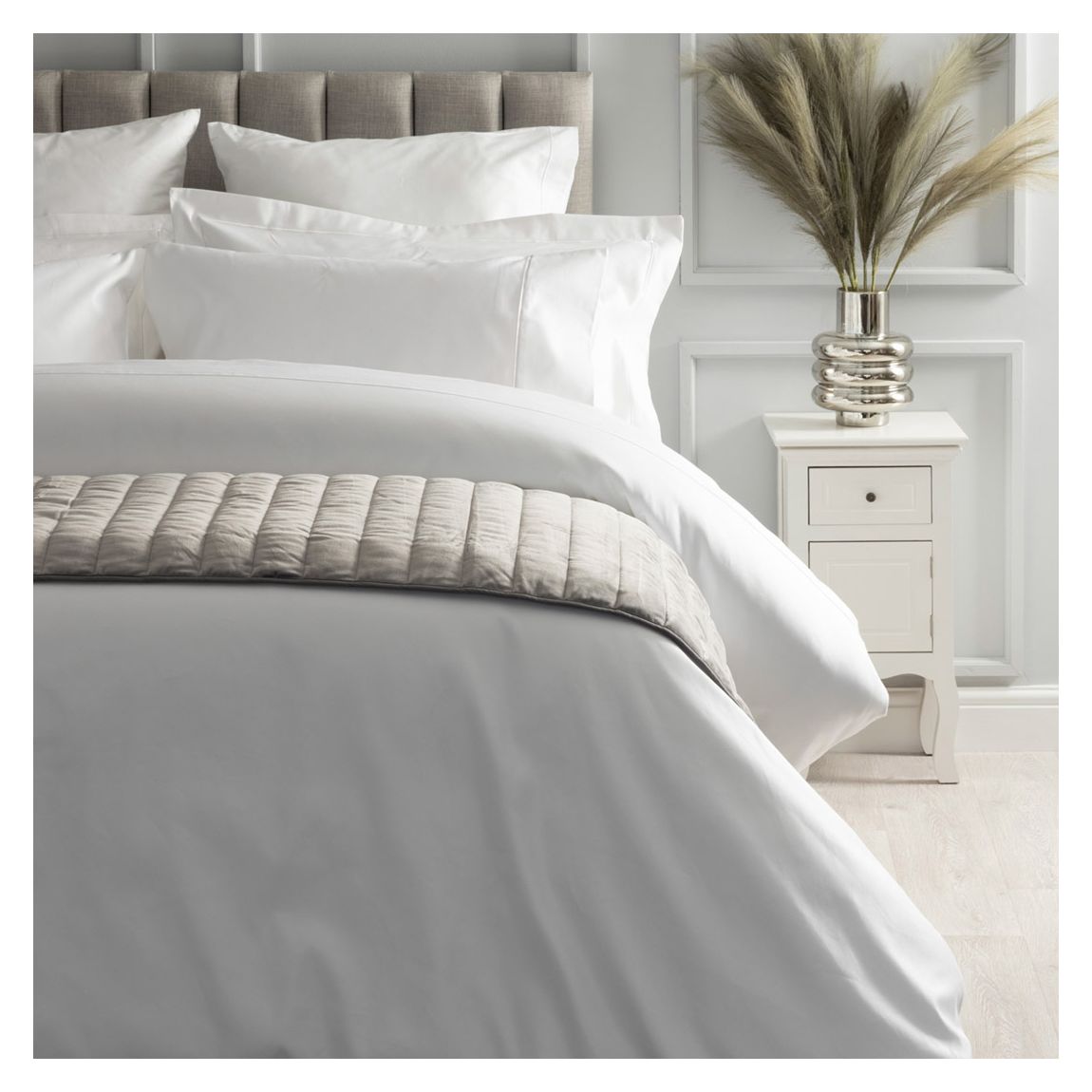 1200TC Deep Single Fitted Sheet, White main product photo