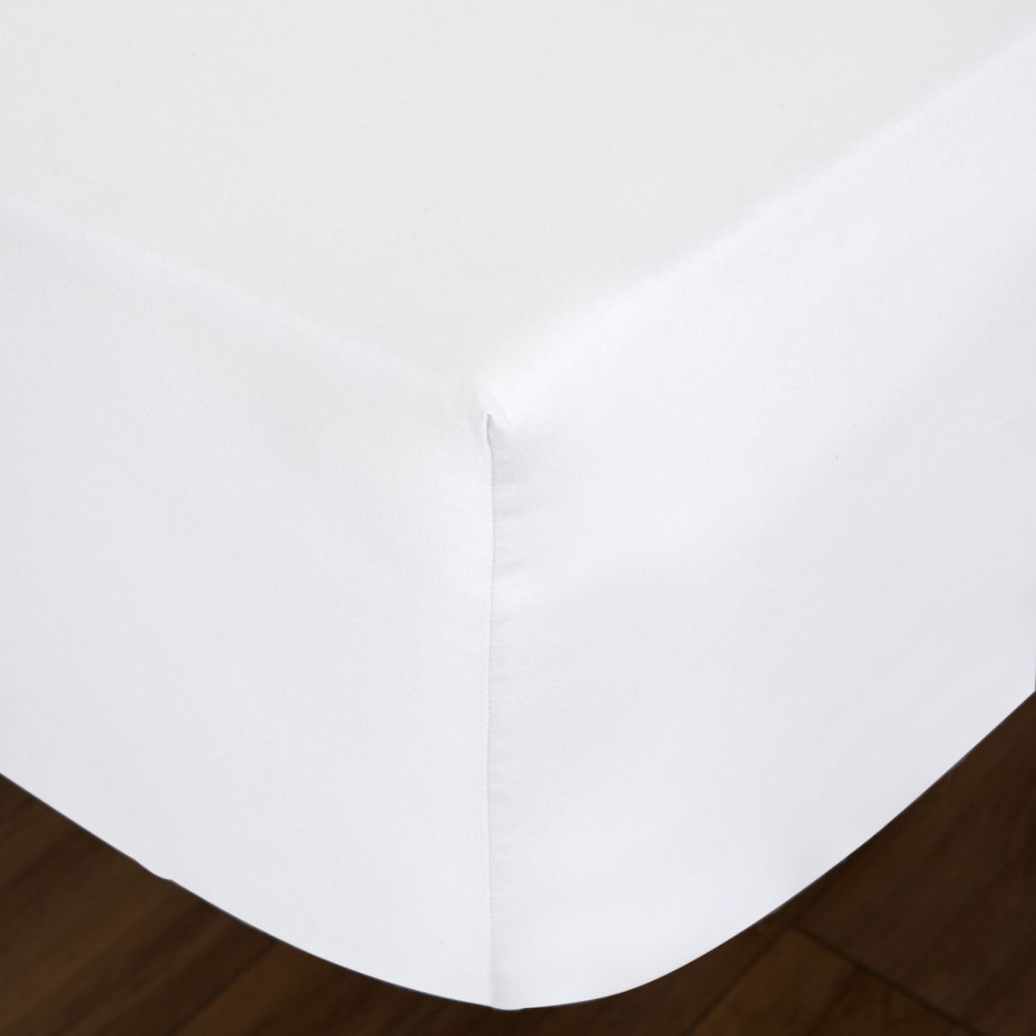 Luxury 600TC Super King Fitted Sheet, White main product photo