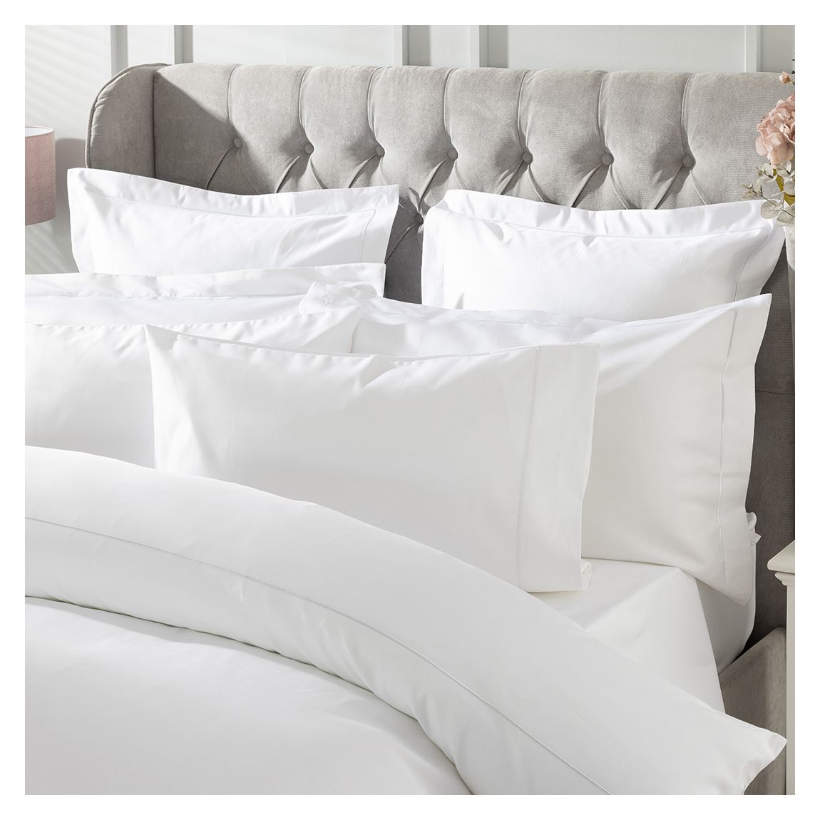 1000Tc Housewife Pillowcase, White main product photo