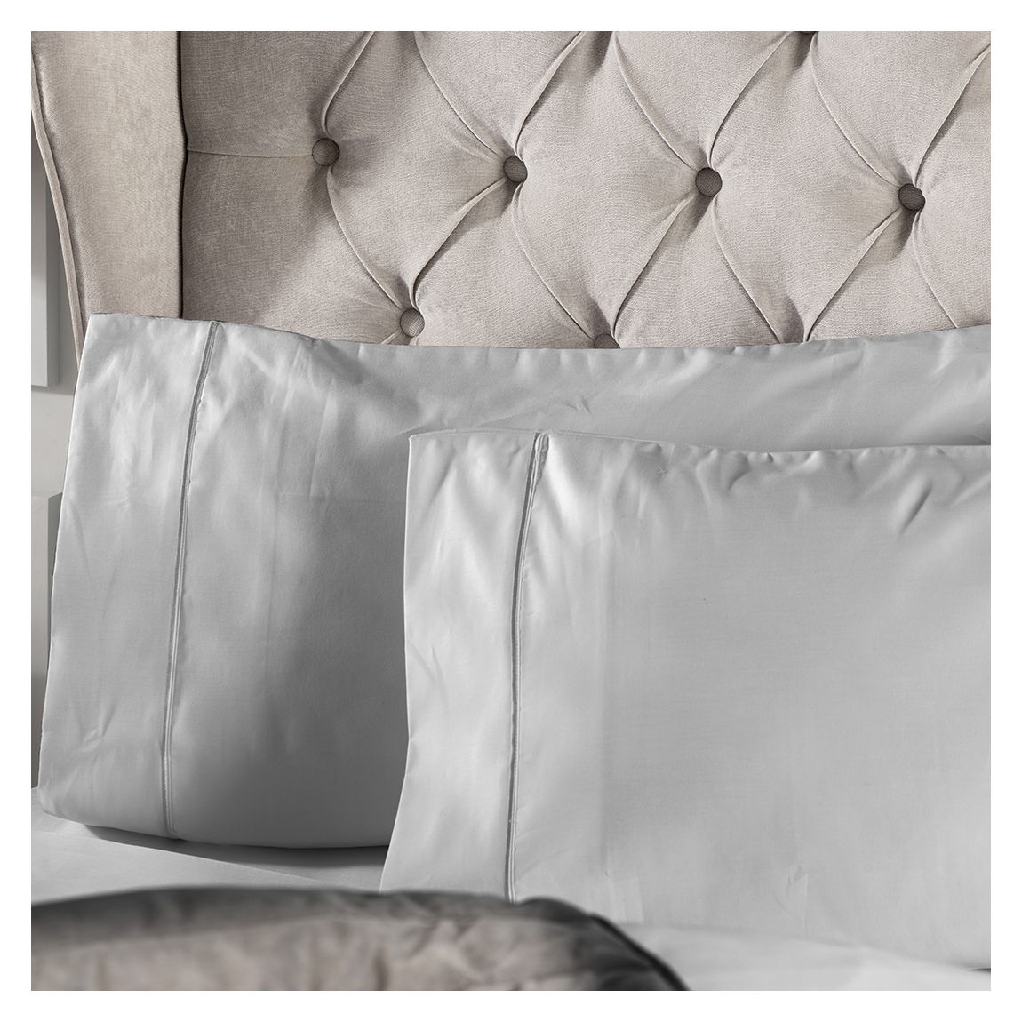 1000Tc Housewife Pillowcase, Platinum main product photo