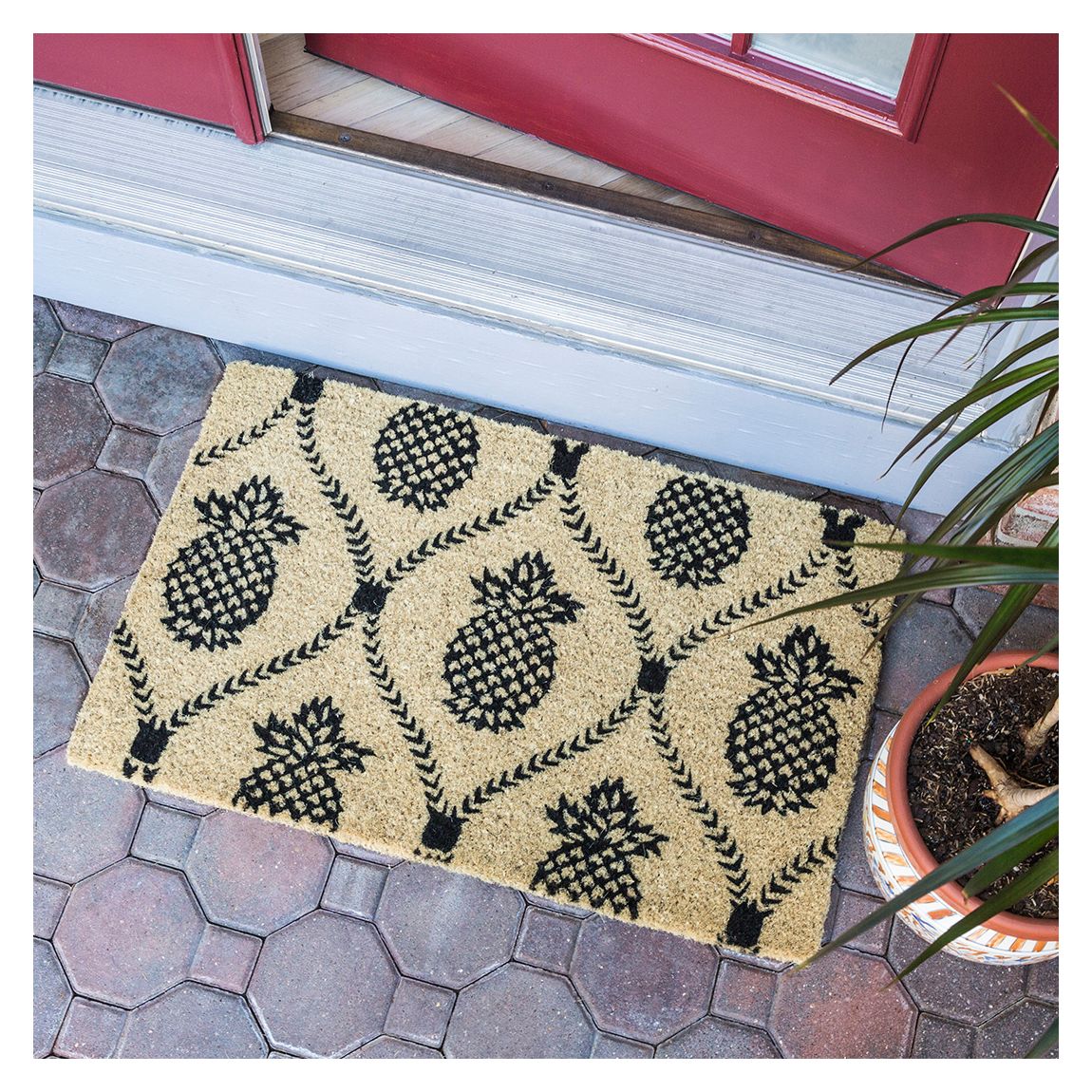 Pineapple Trellis Handwoven Coconut Fiber Doormat main product photo